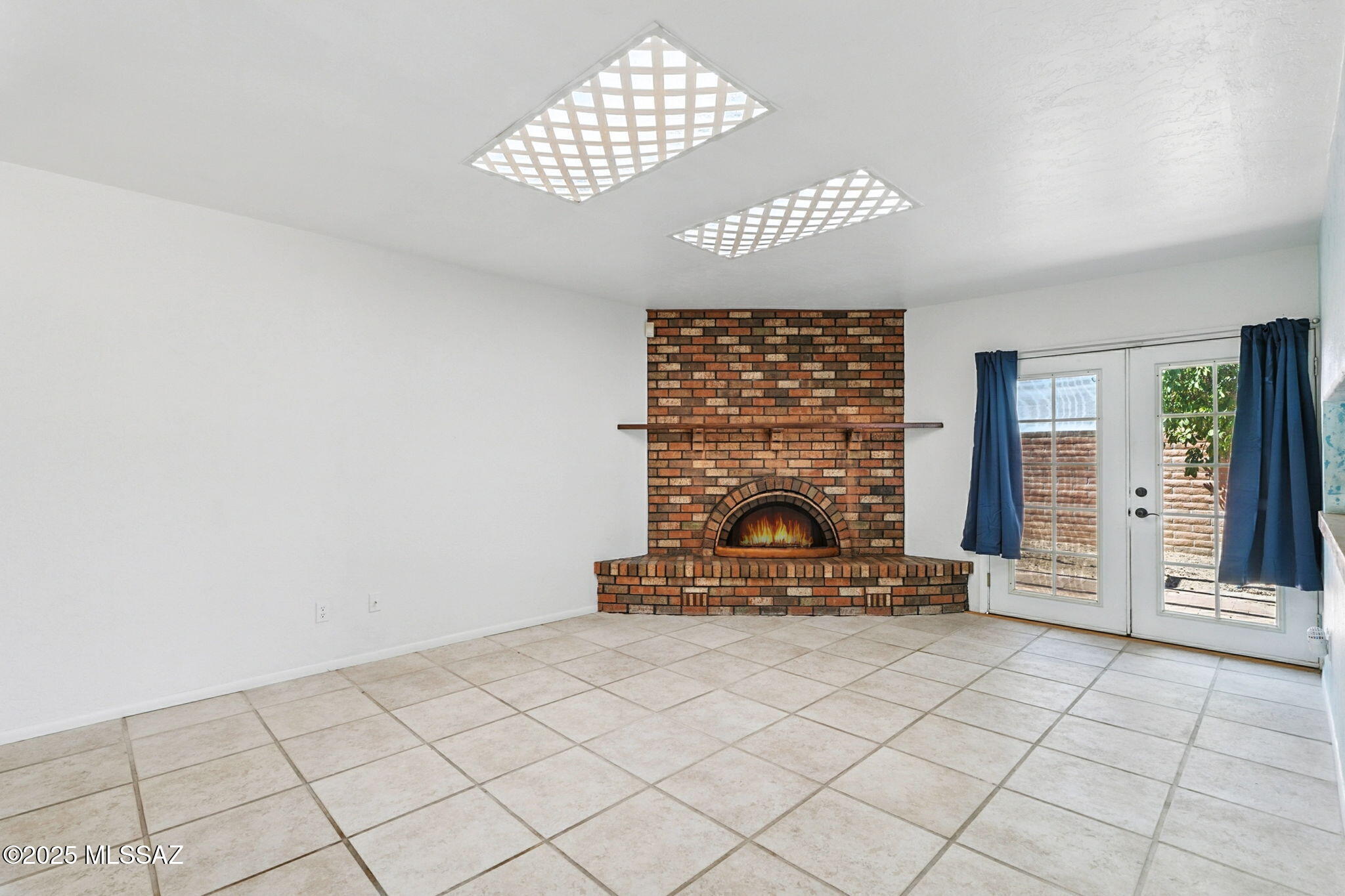 9085 E Bellevue Street