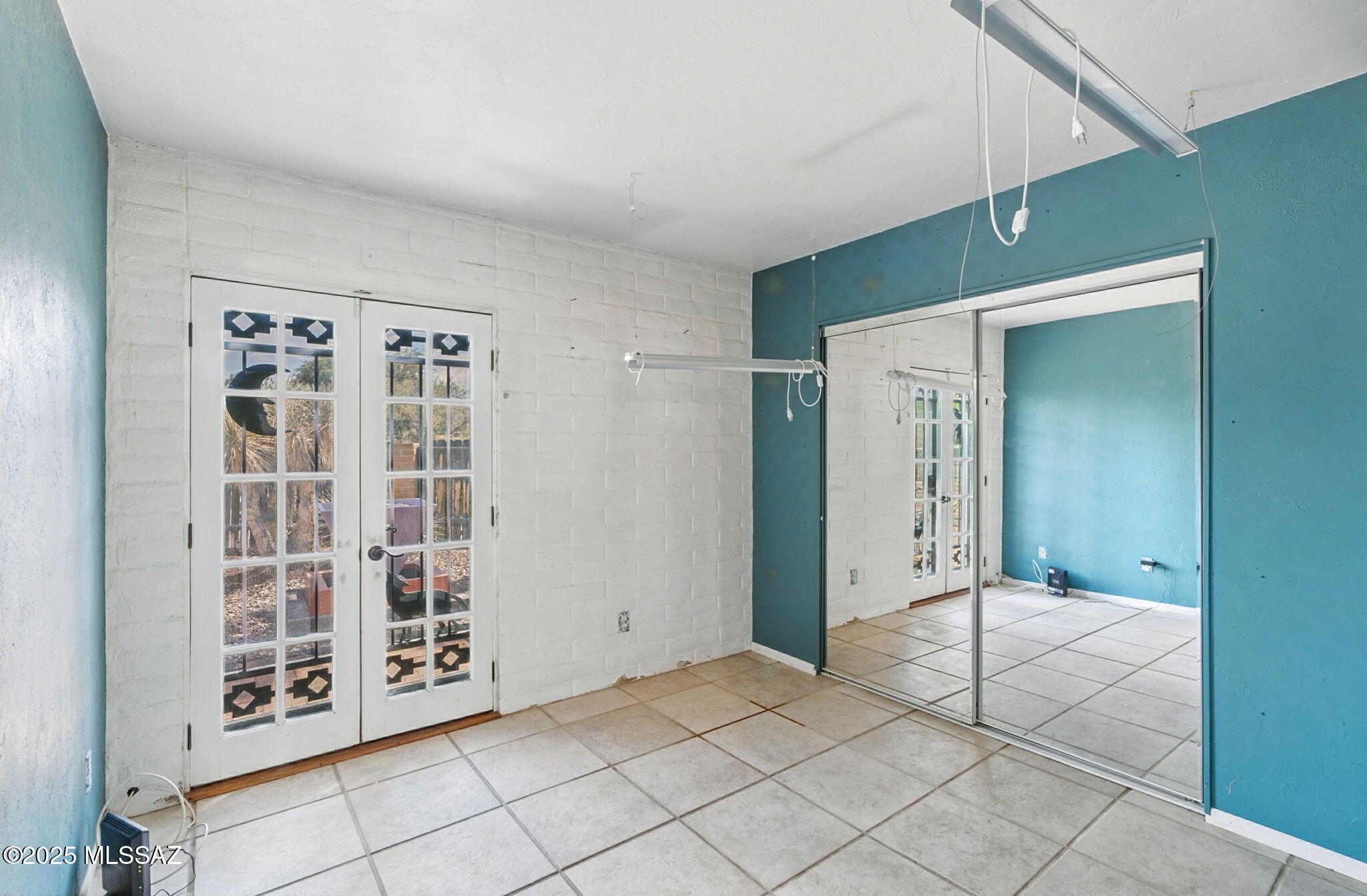 9085 E Bellevue Street