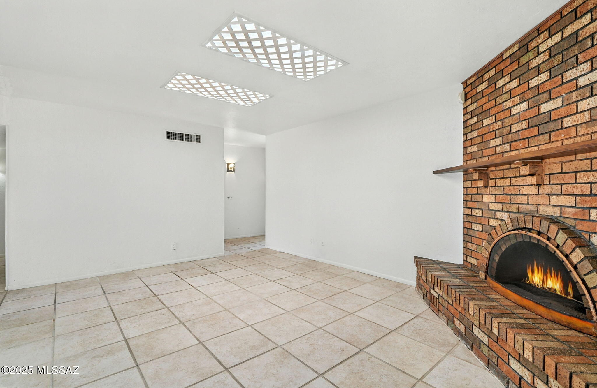 9085 E Bellevue Street