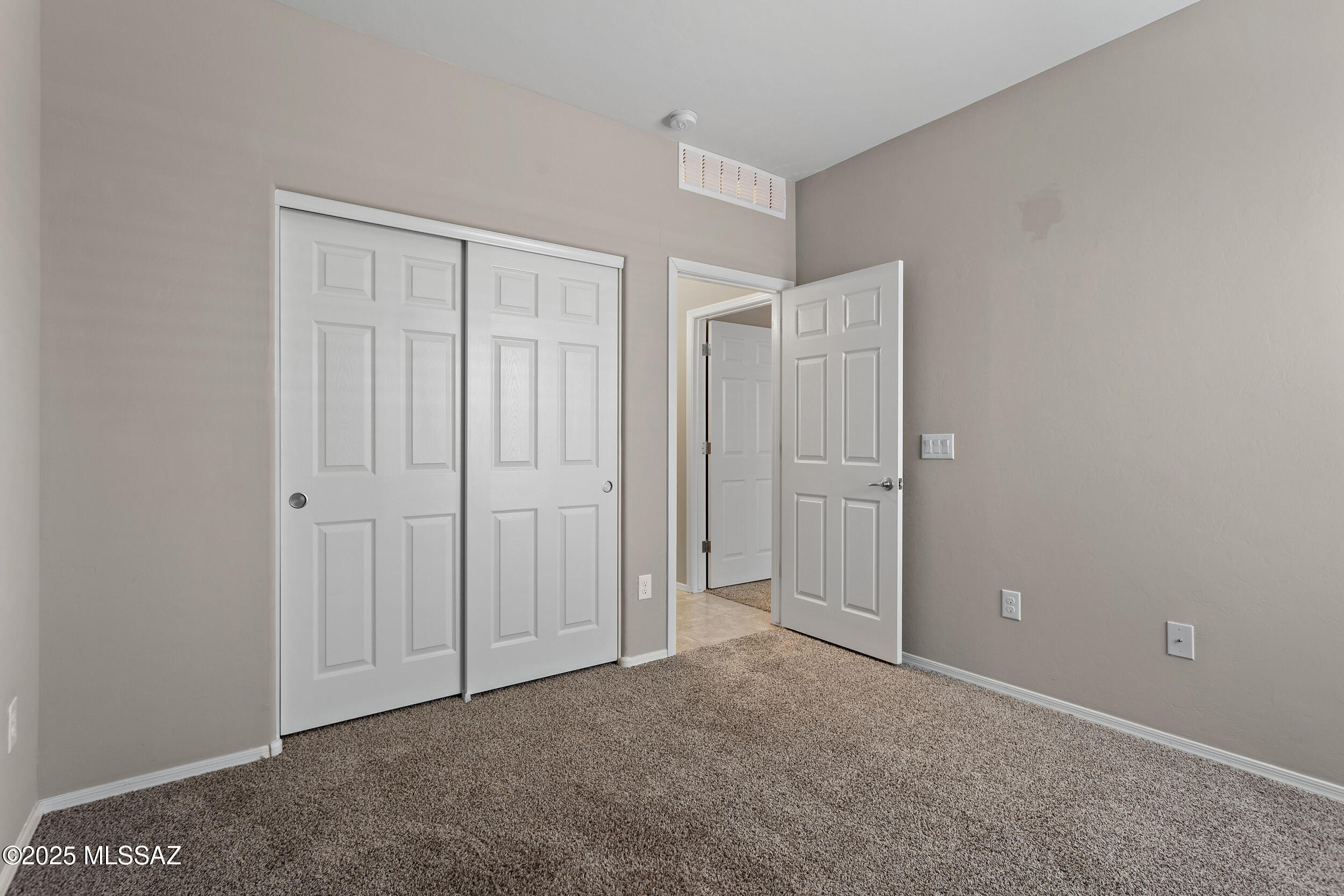 9002 W Rolling Springs Drive