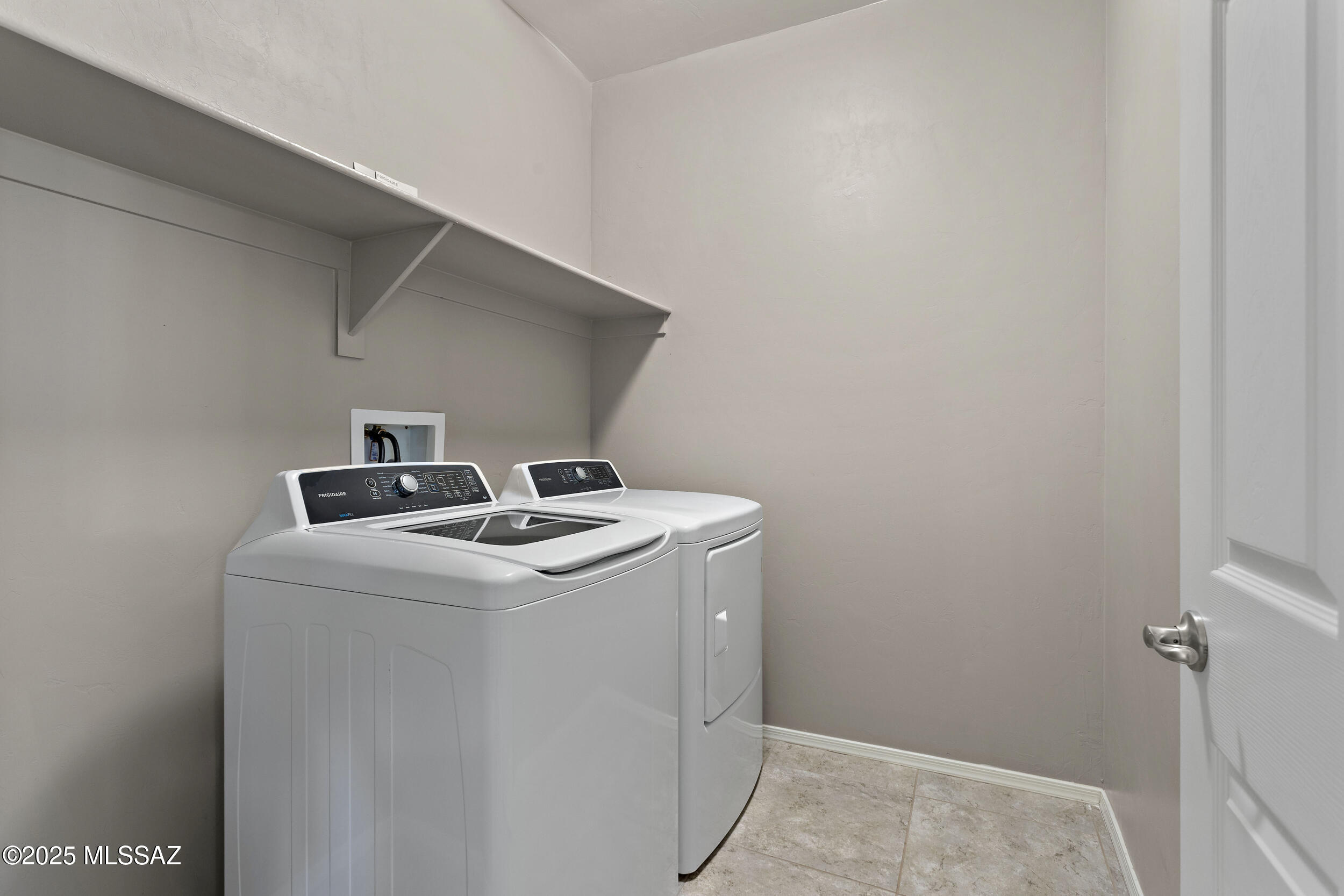 9002 W Rolling Springs Drive