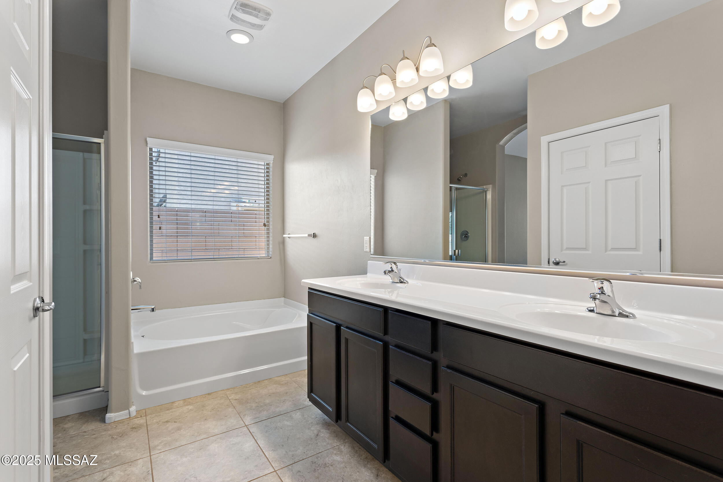 9002 W Rolling Springs Drive