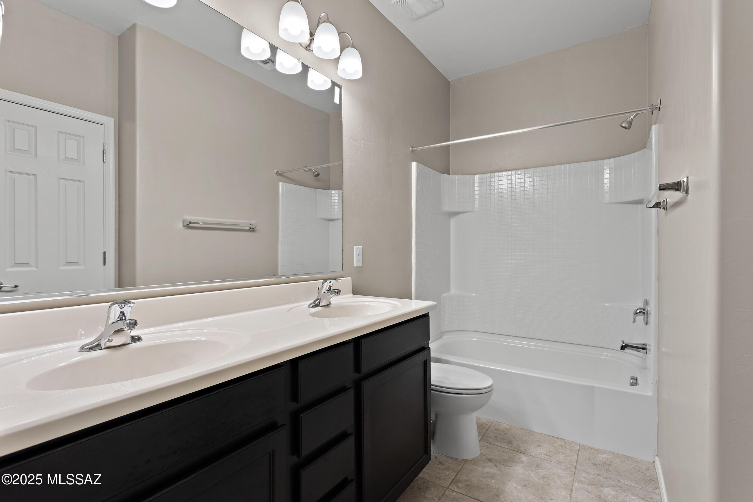 9002 W Rolling Springs Drive