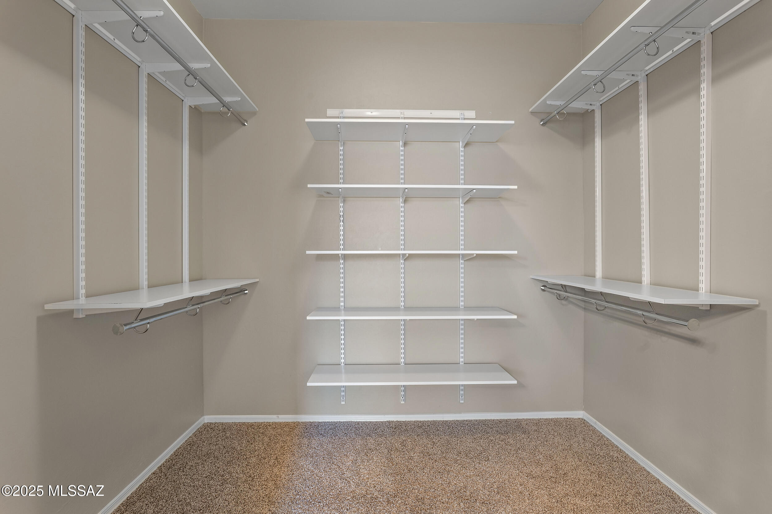 9002 W Rolling Springs Drive