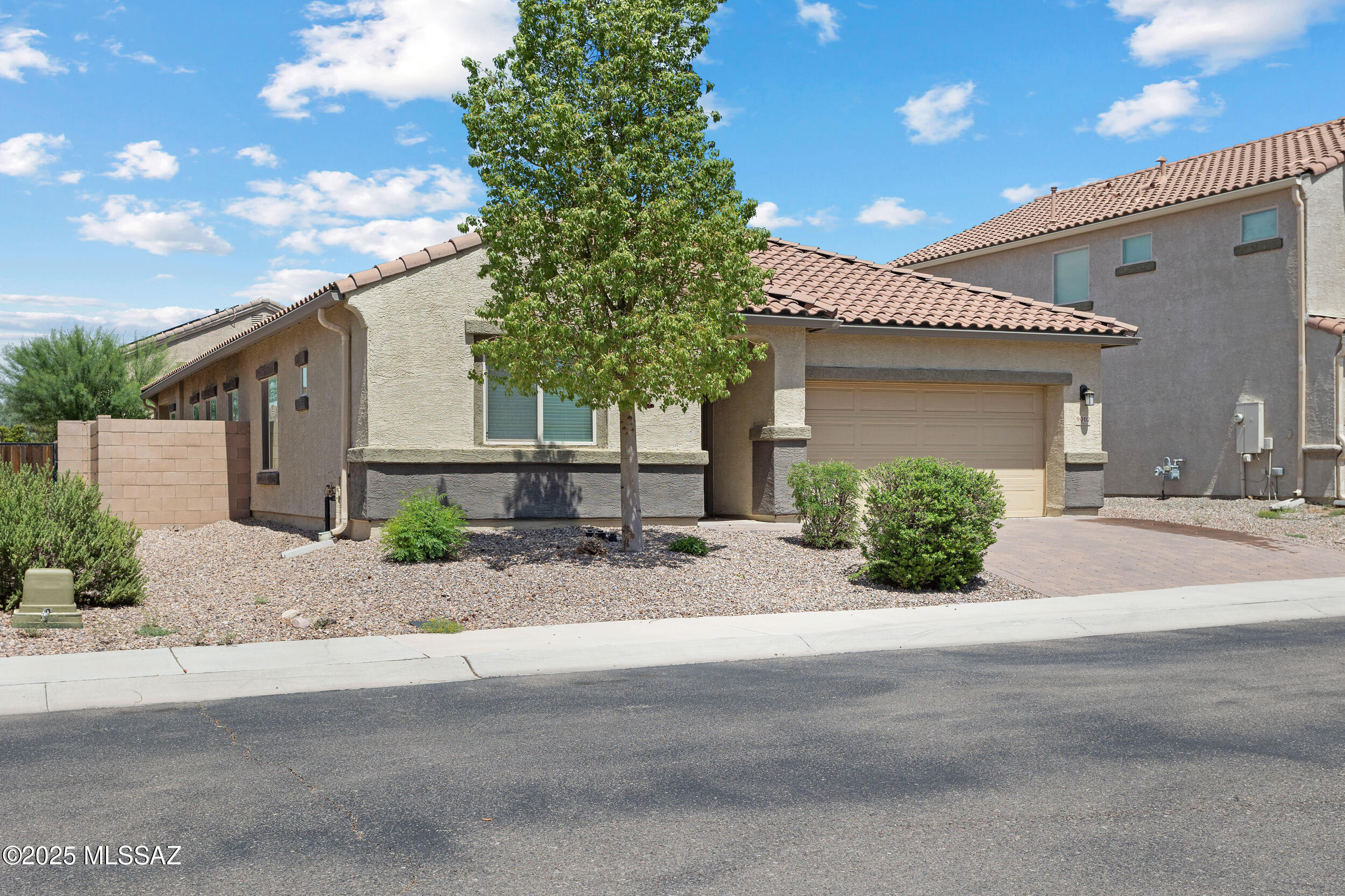 9002 W Rolling Springs Drive