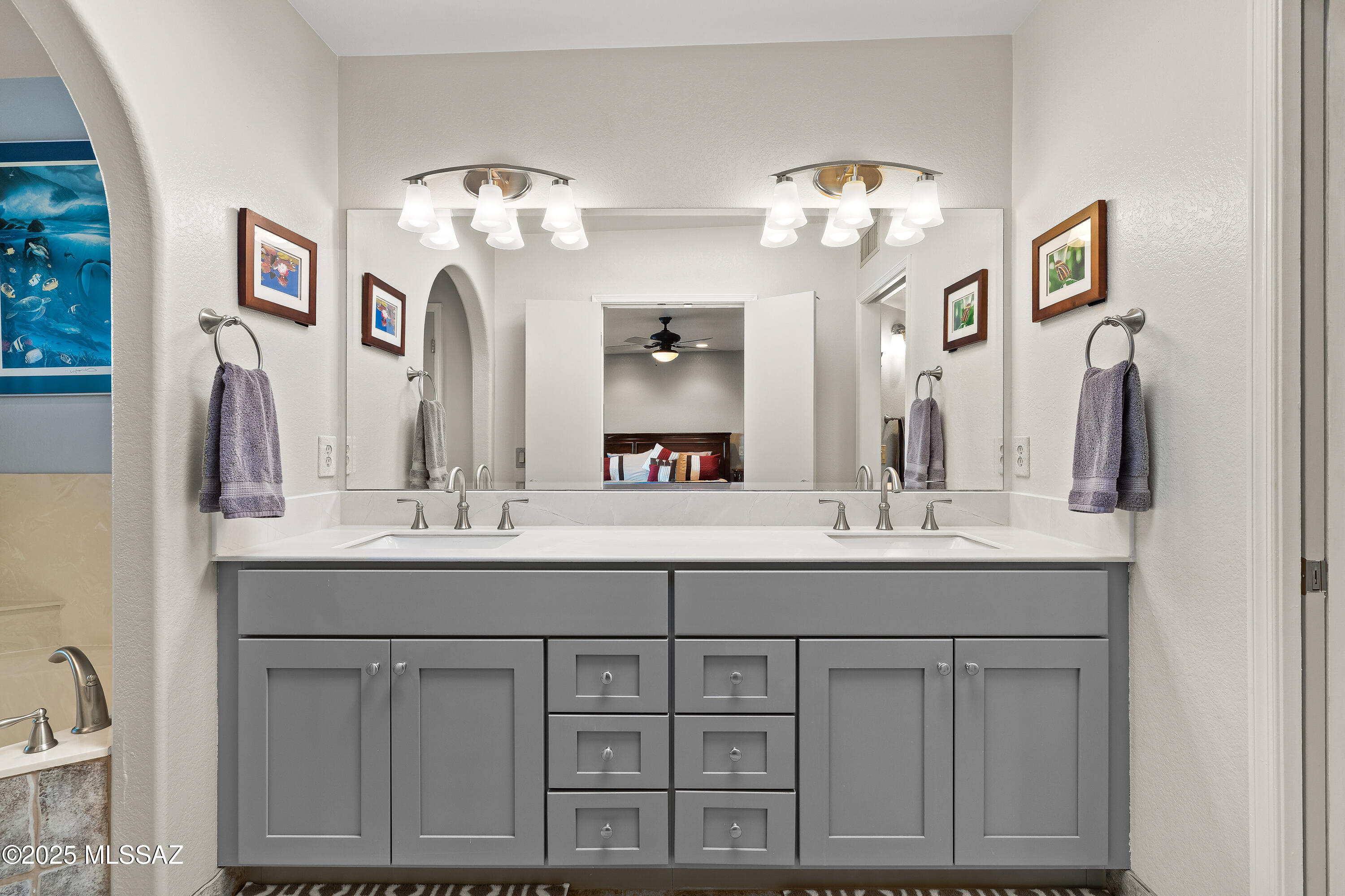 5344 N Via Sempreverde