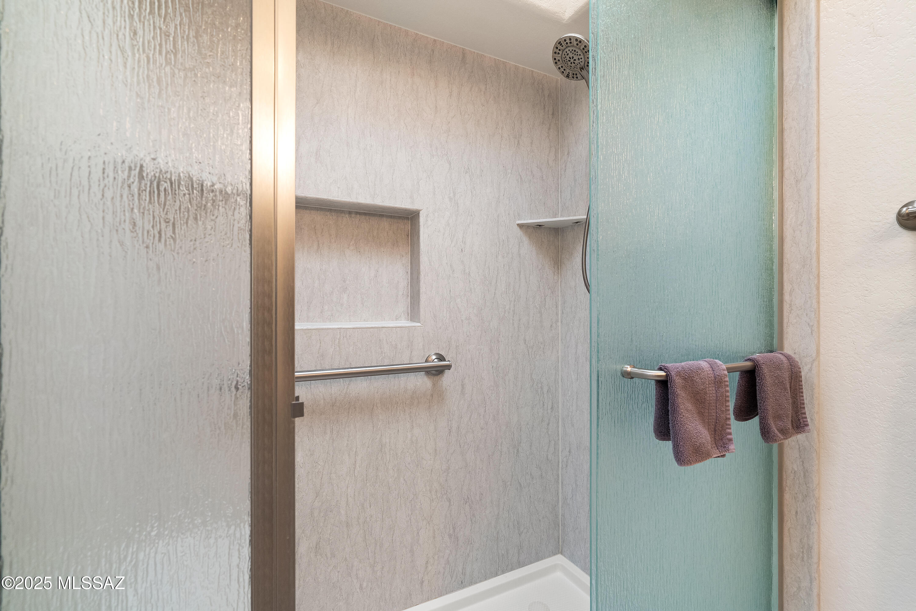 5344 N Via Sempreverde