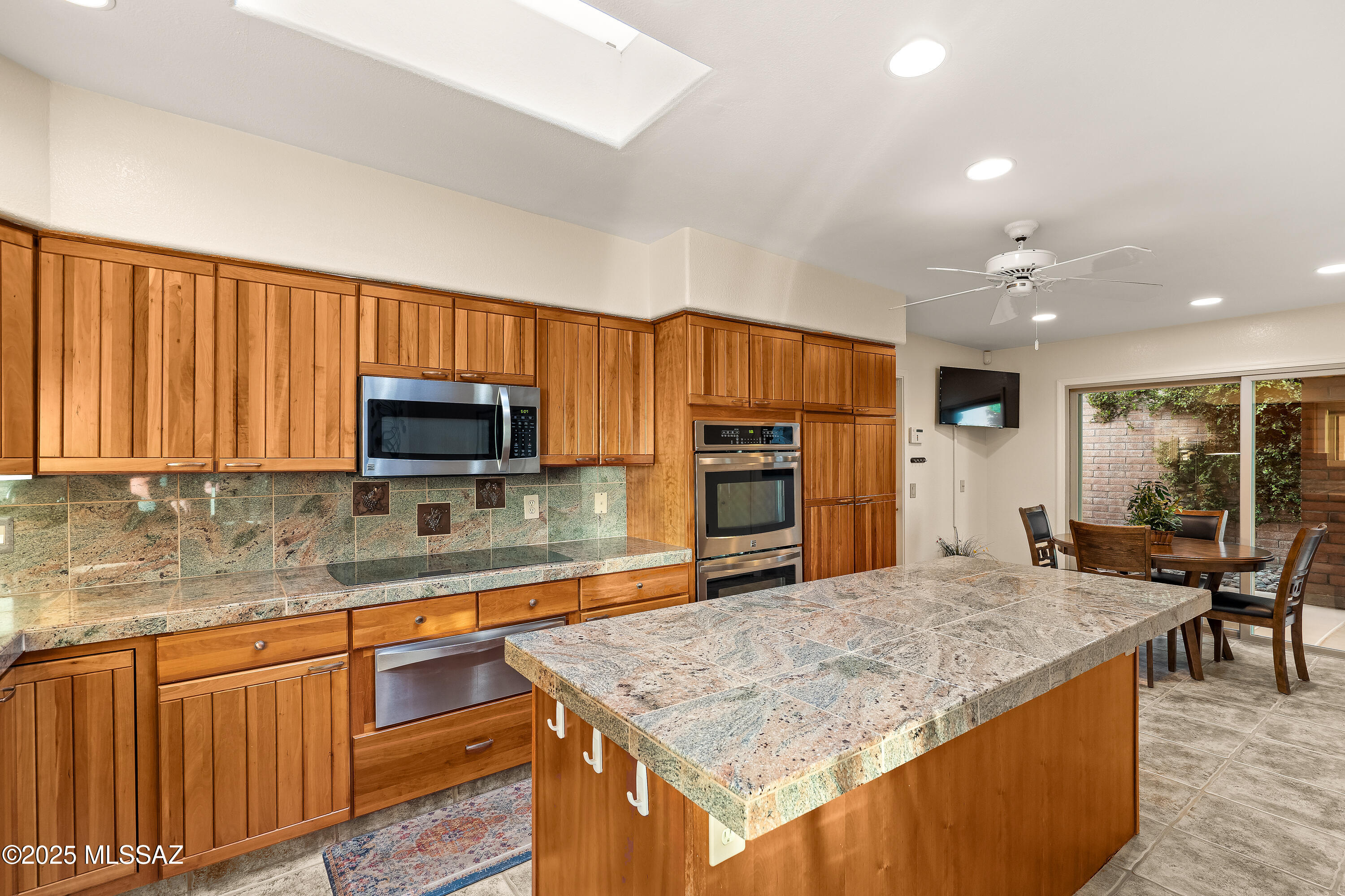 5344 N Via Sempreverde