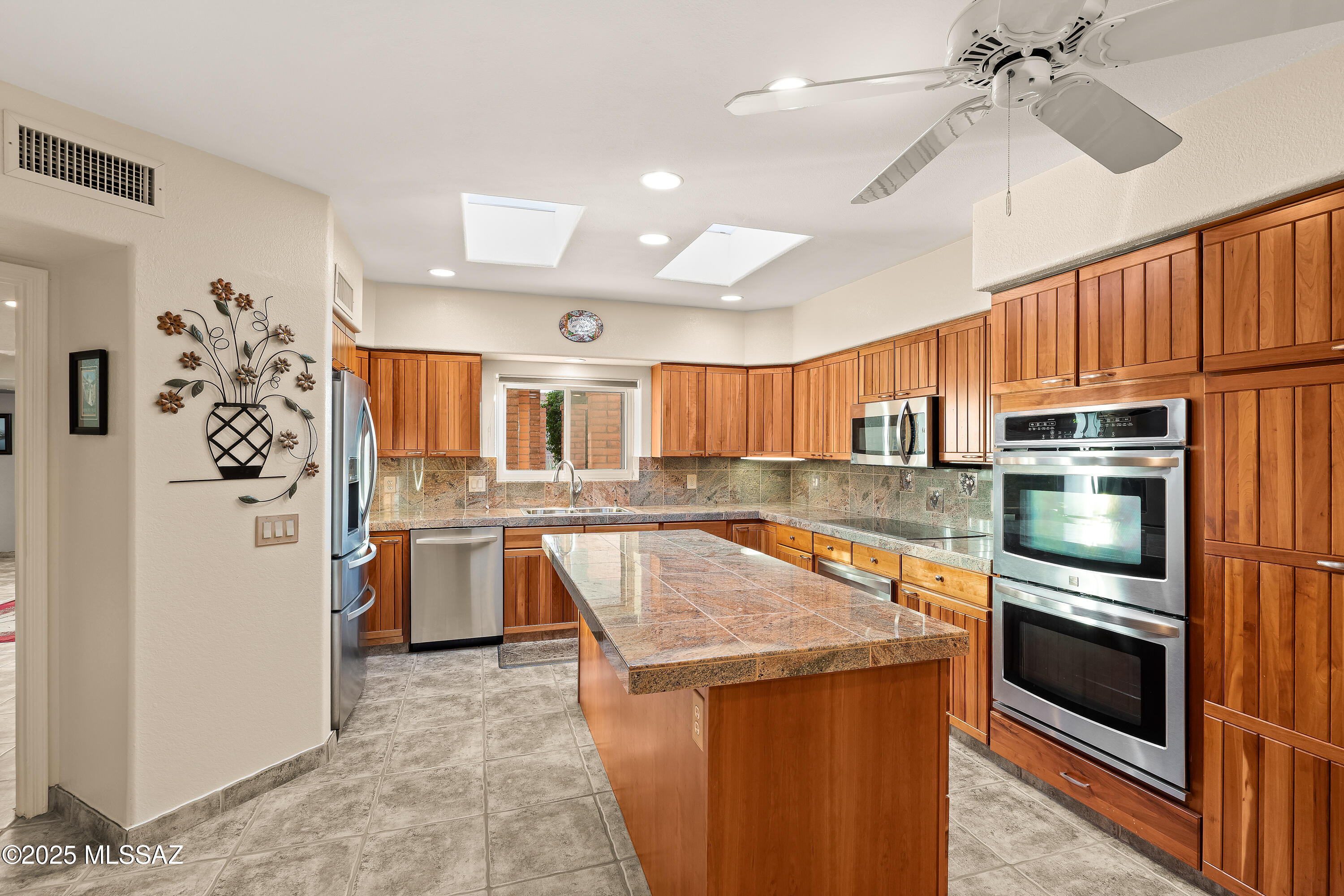 5344 N Via Sempreverde