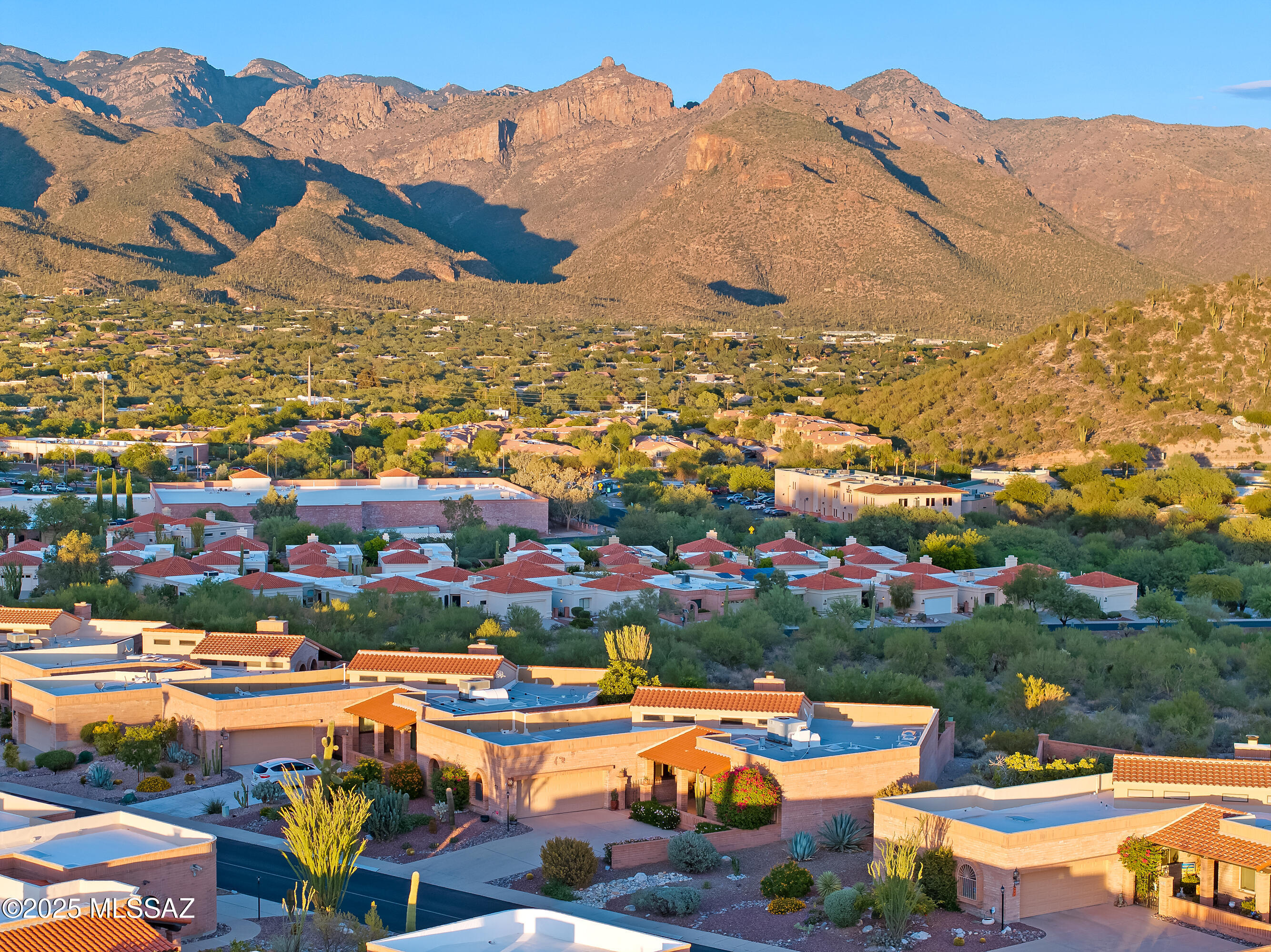 5344 N Via Sempreverde