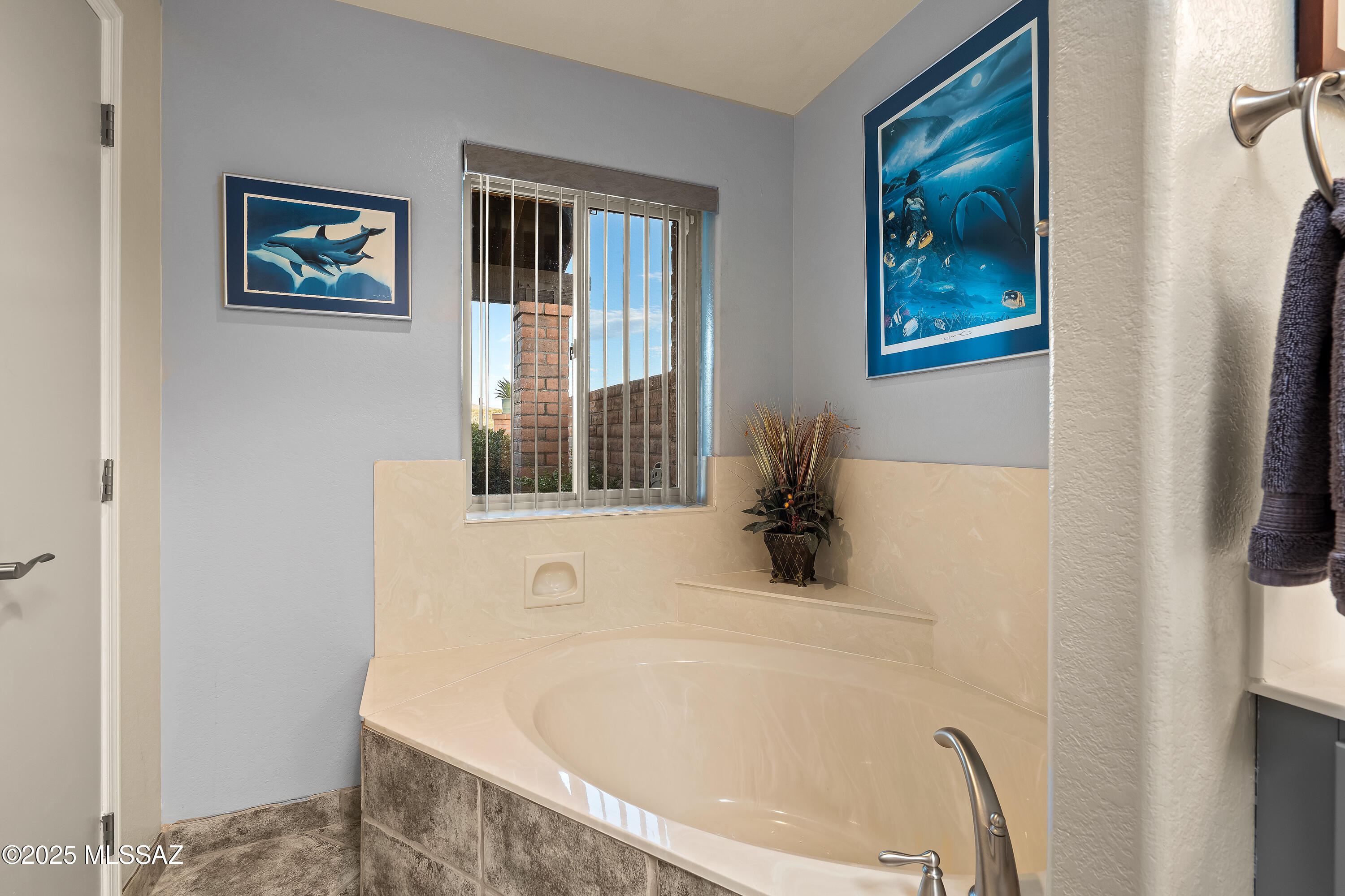 5344 N Via Sempreverde