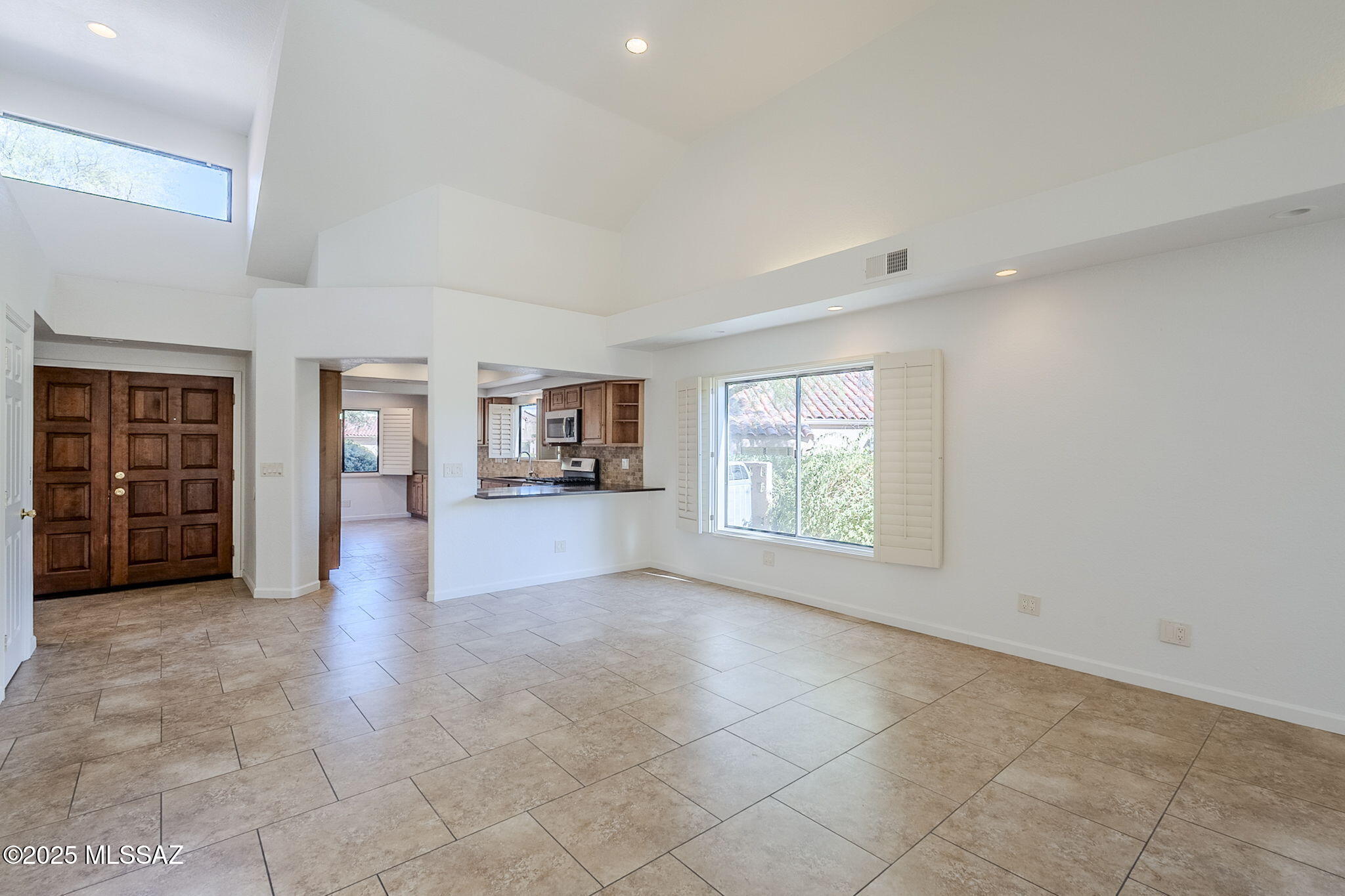 6127 N Golden Eagle Drive