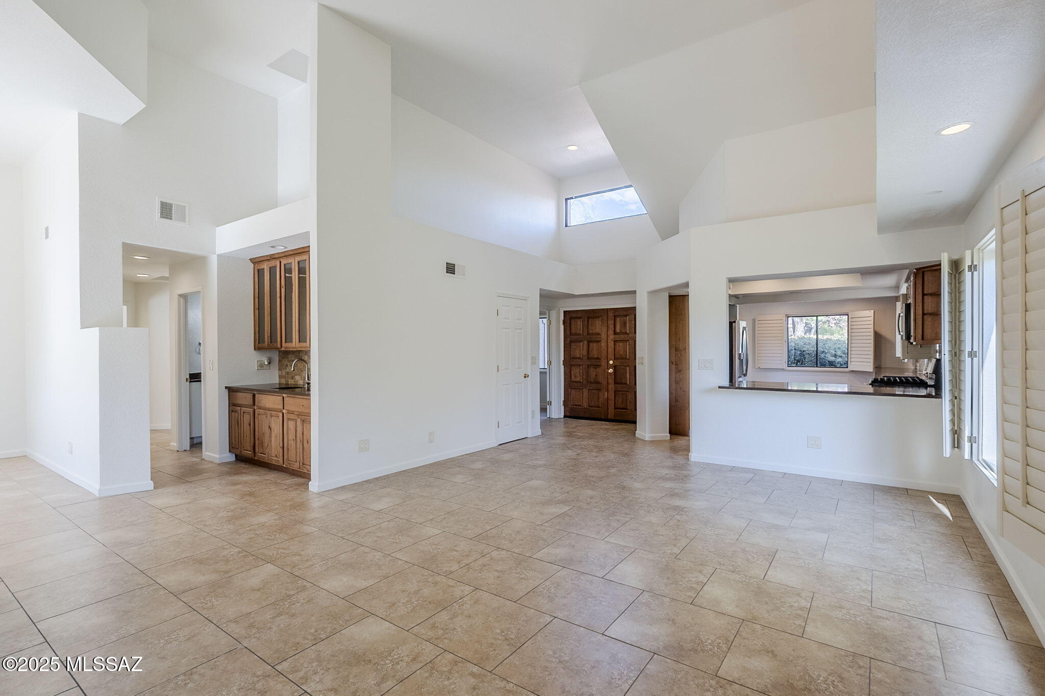 6127 N Golden Eagle Drive