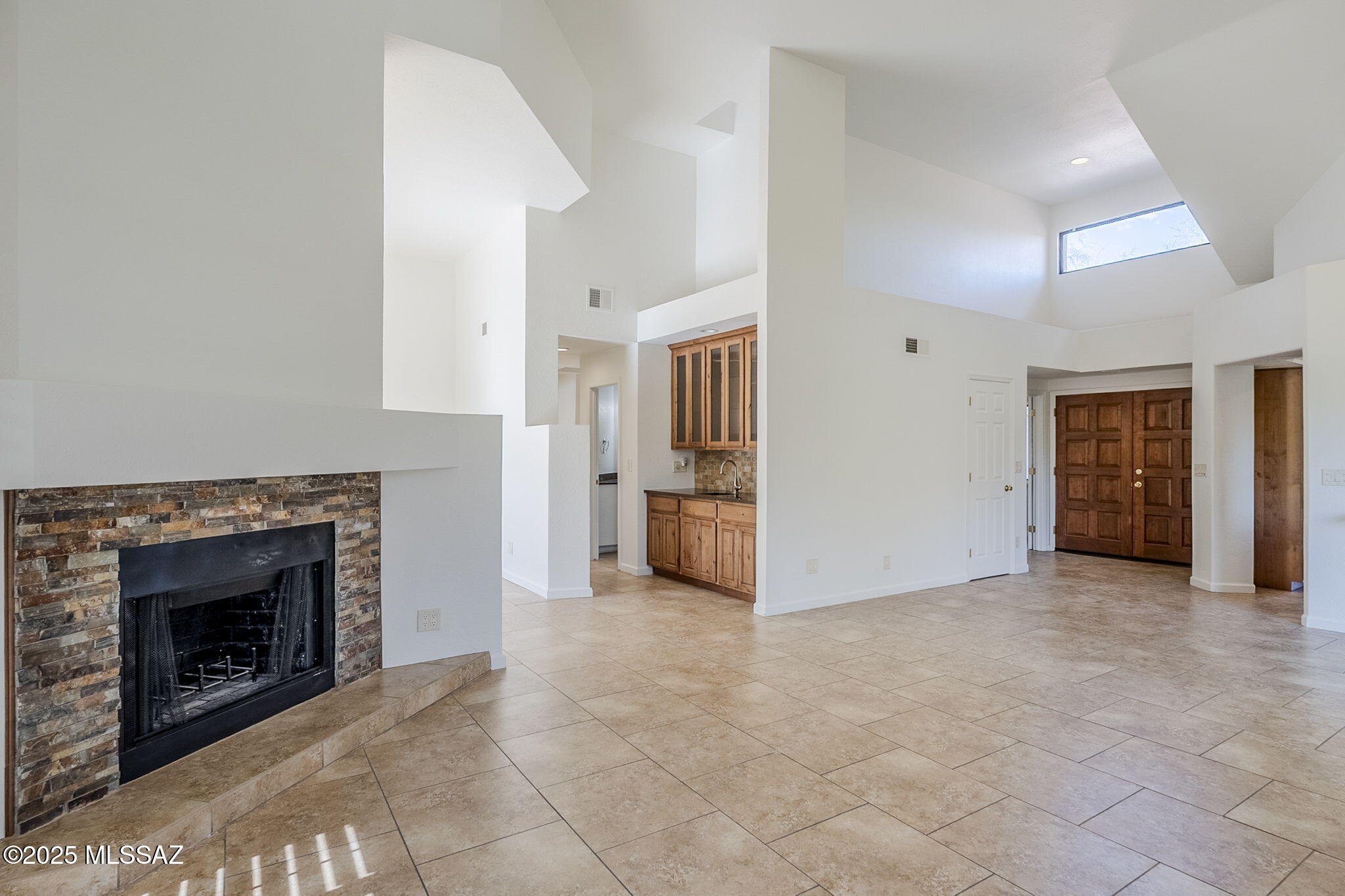 6127 N Golden Eagle Drive