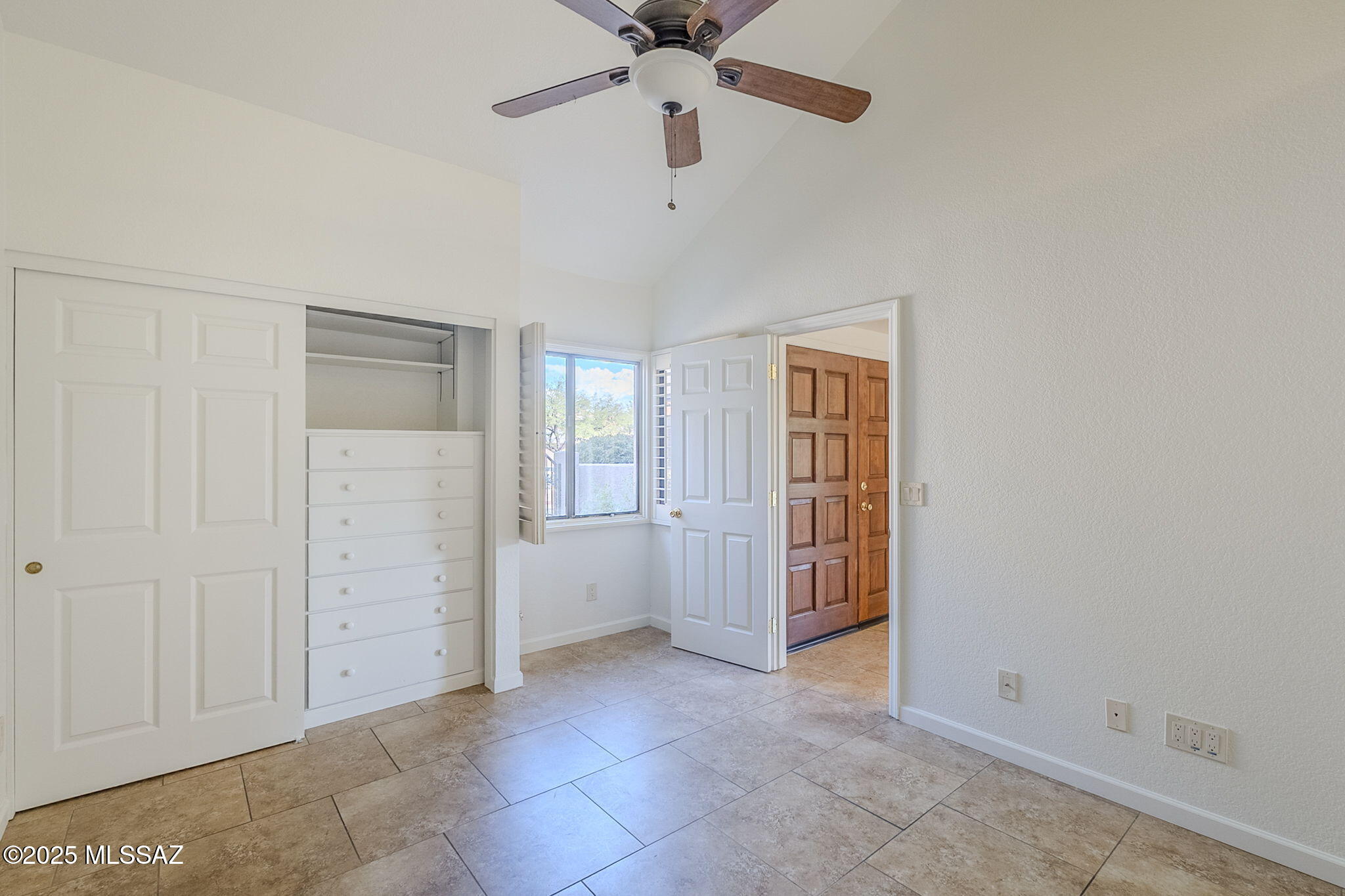 6127 N Golden Eagle Drive