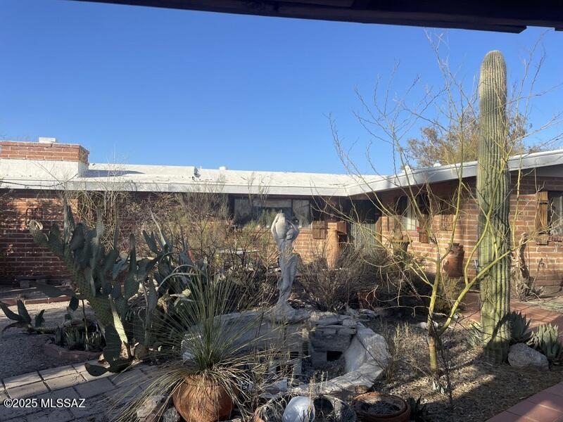 11525 E Tanque Verde Road