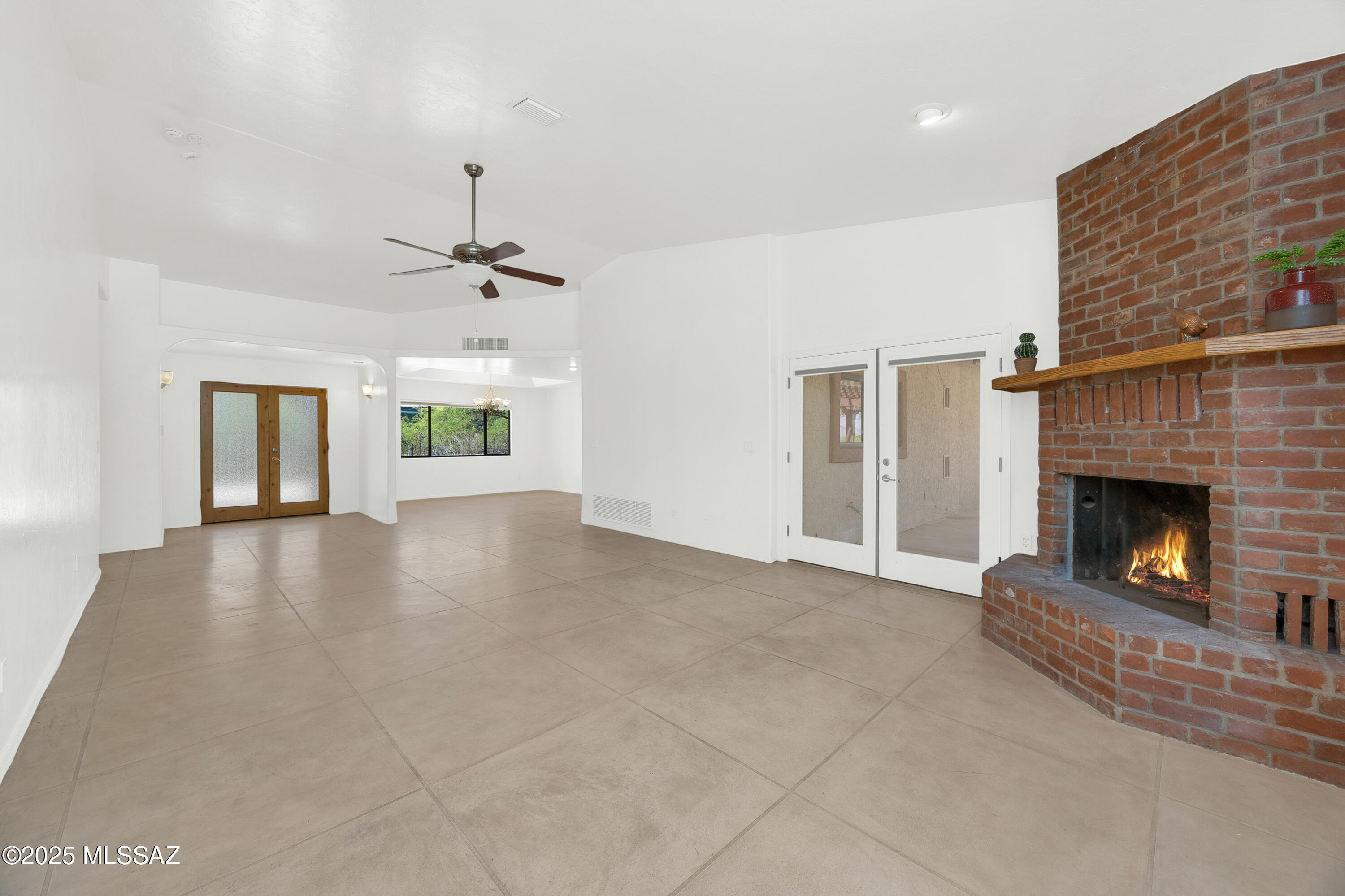 12471 E Speedway Boulevard