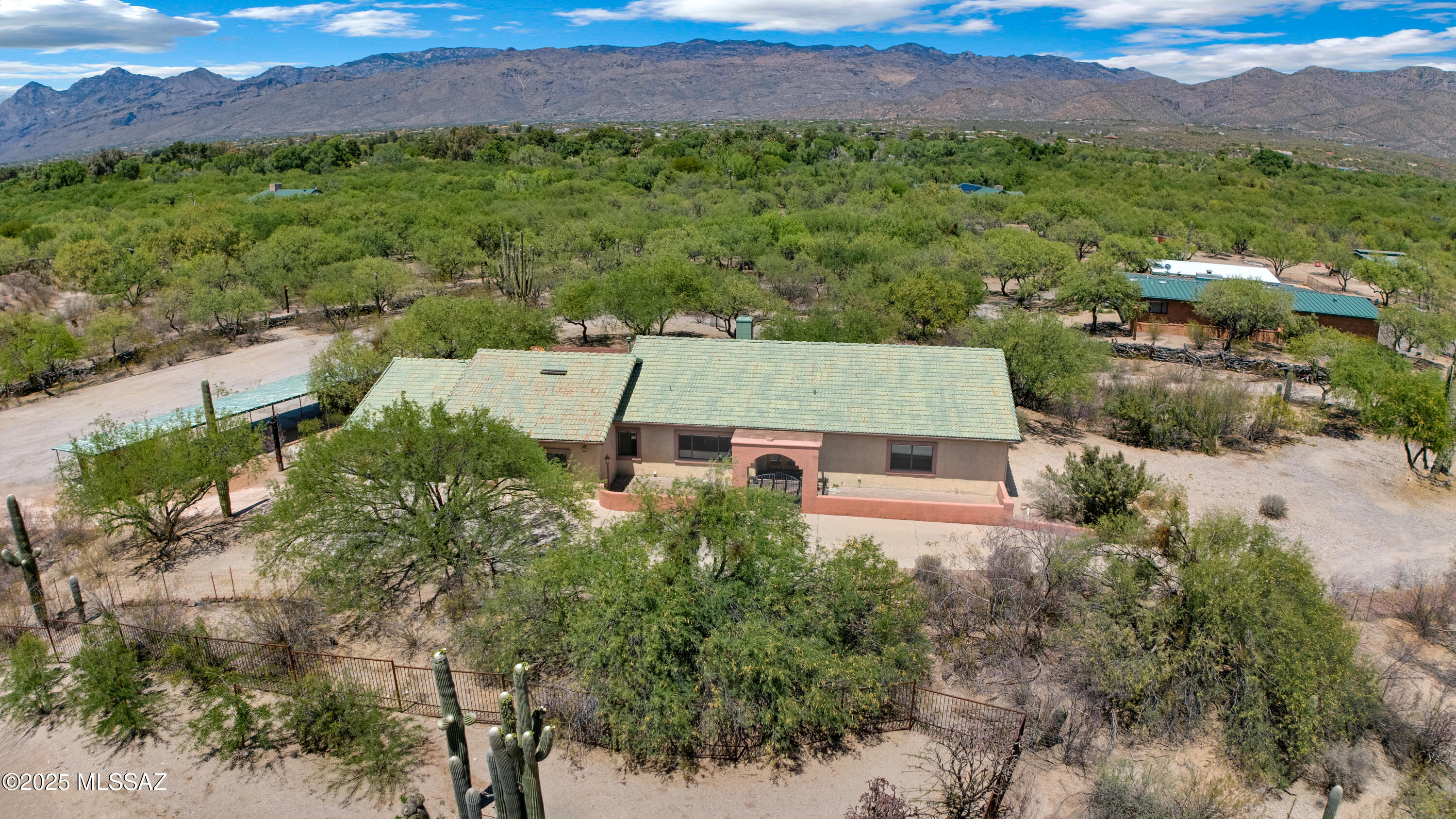 12471 E Speedway Boulevard