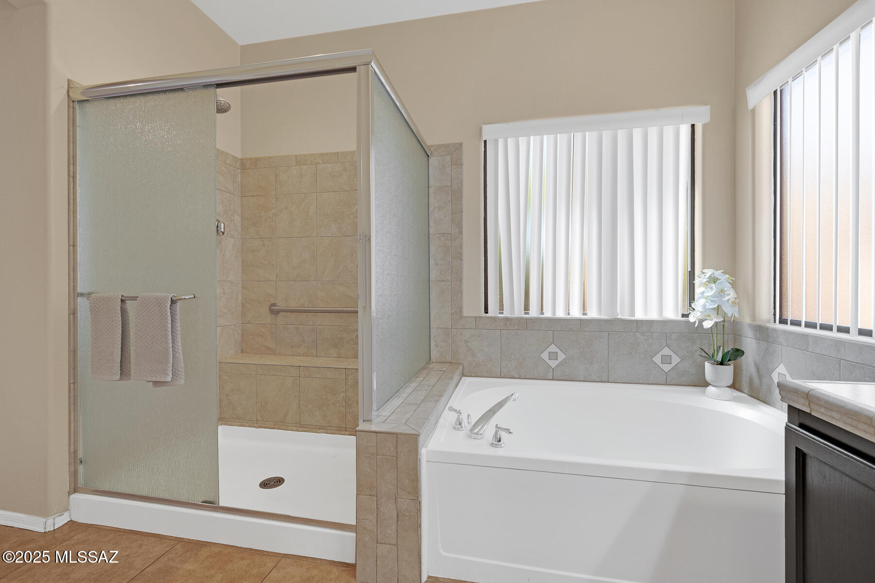 10980 E Siskin Place