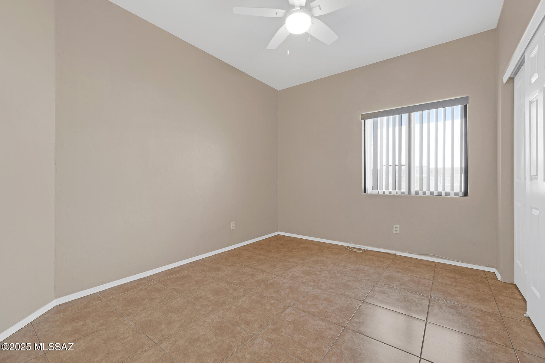 10980 E Siskin Place