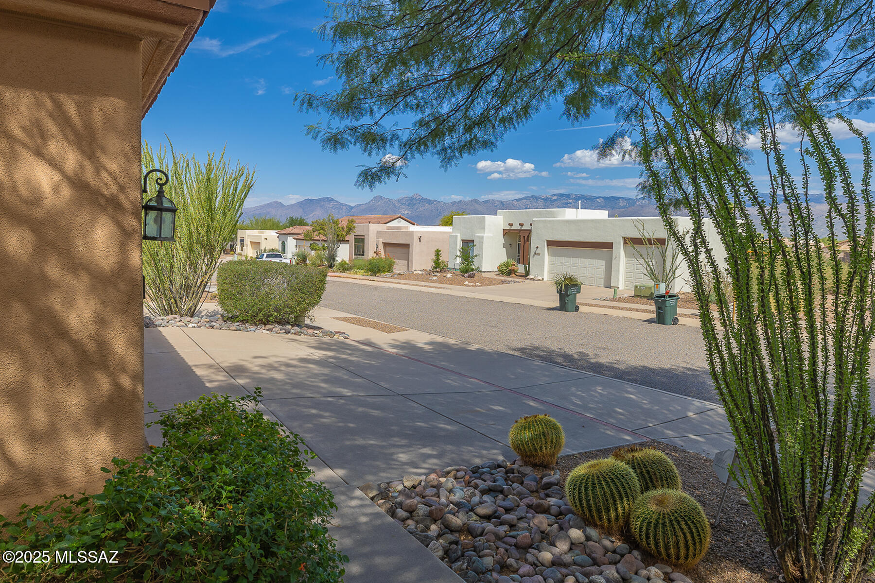 10980 E Siskin Place