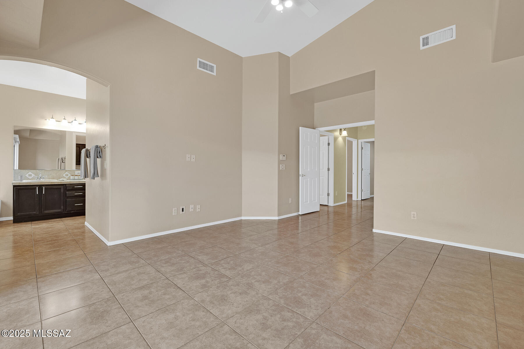 10980 E Siskin Place