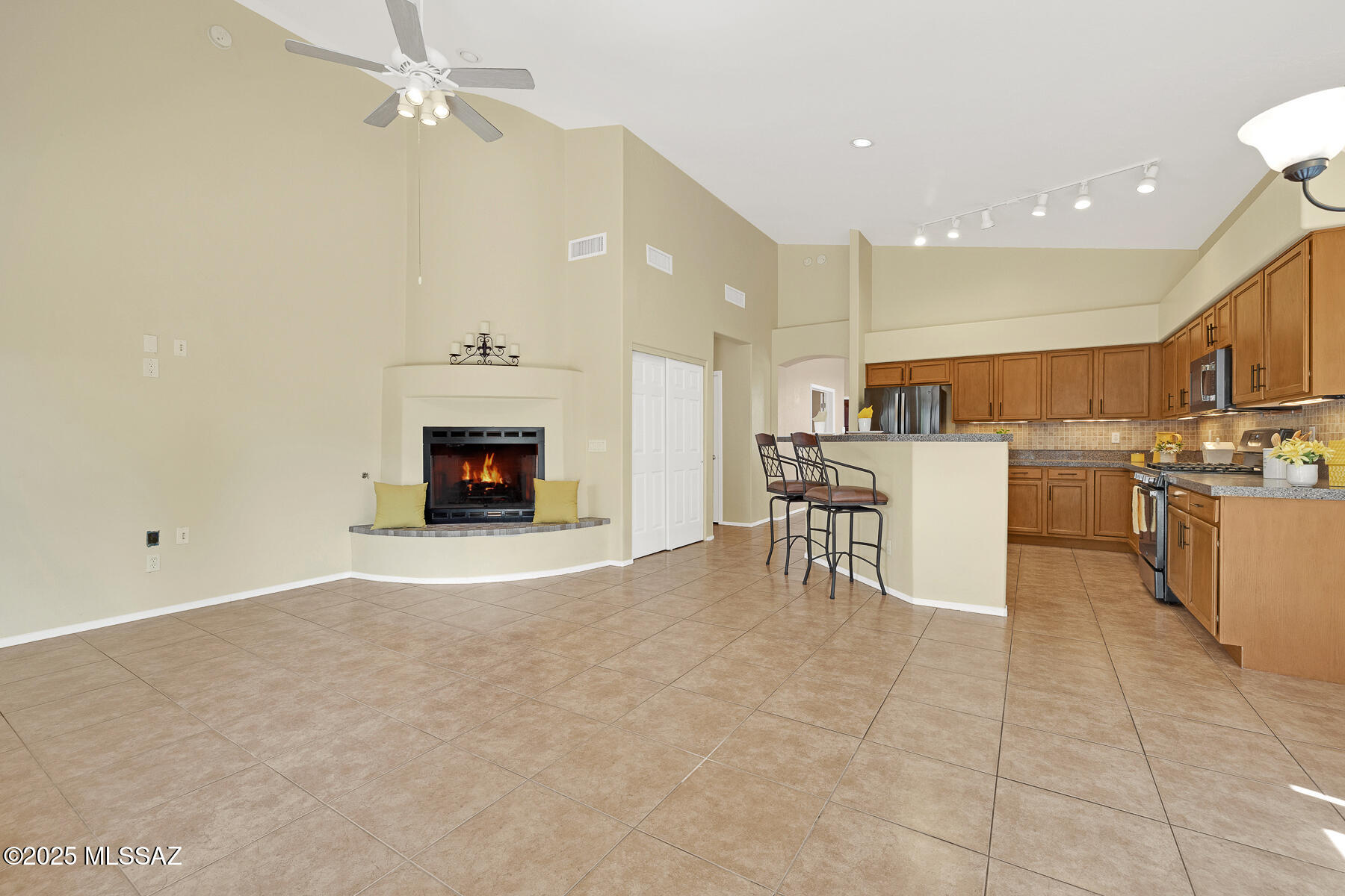 10980 E Siskin Place