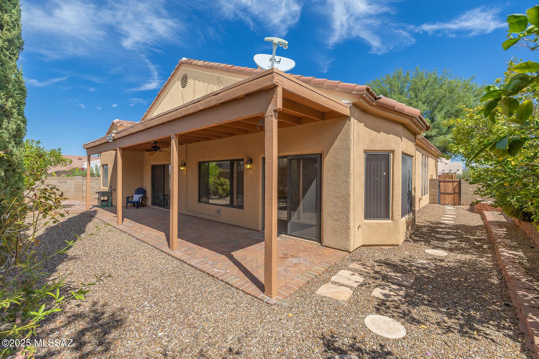 10980 E Siskin Place