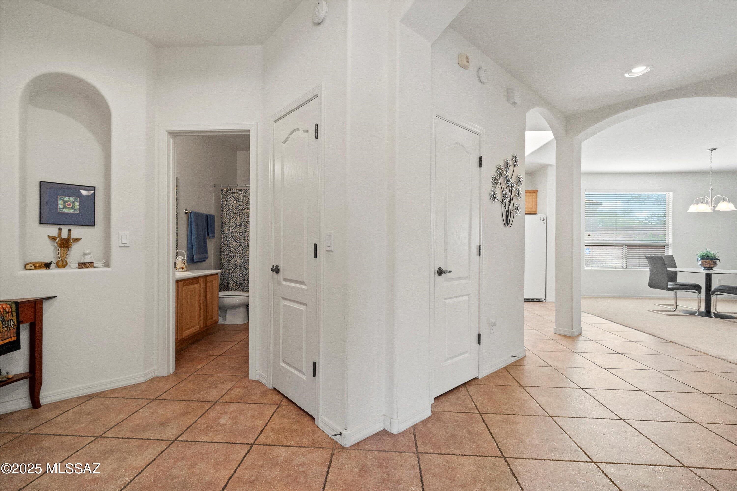 2911 N Placita Rancho Agave