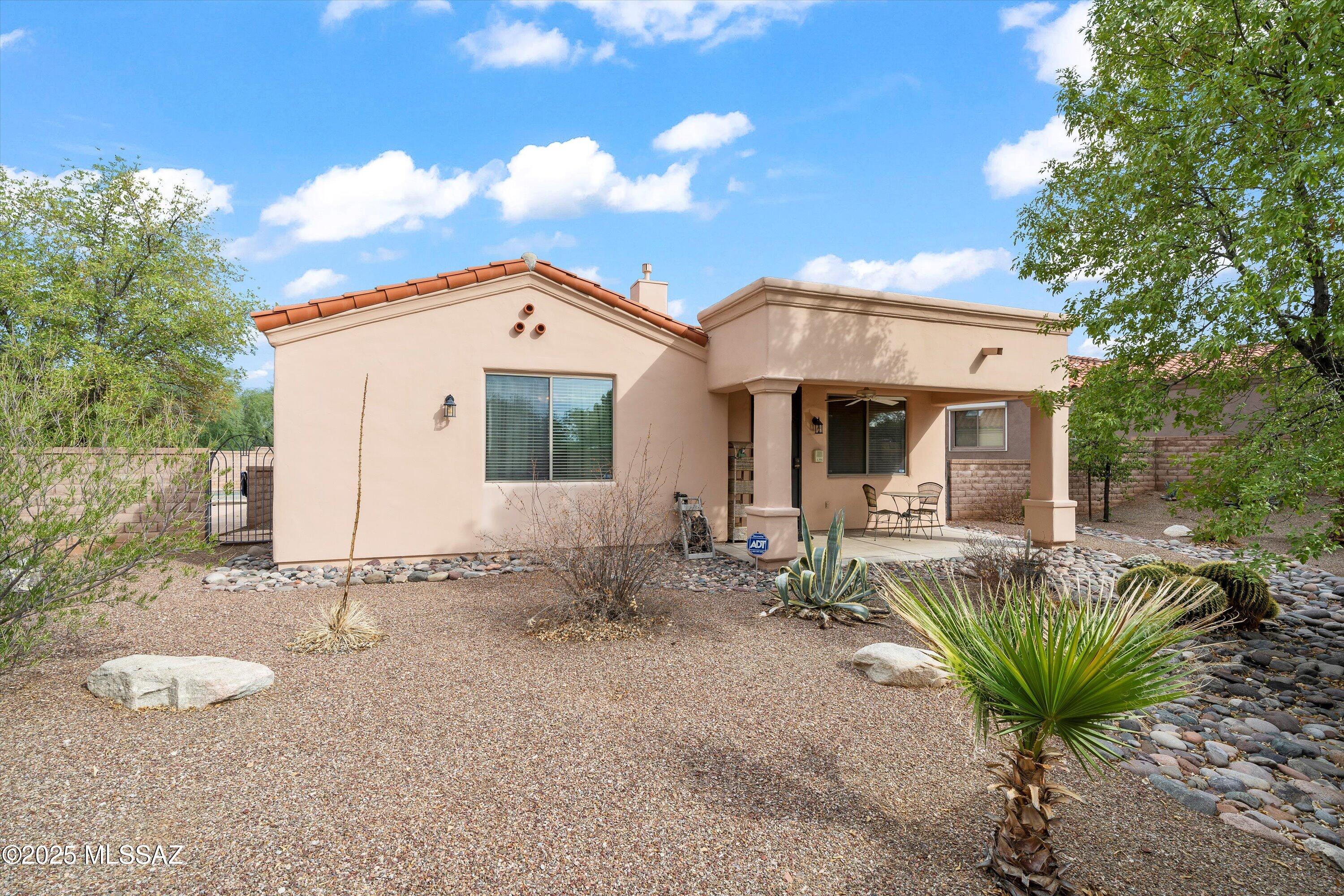 2911 N Placita Rancho Agave