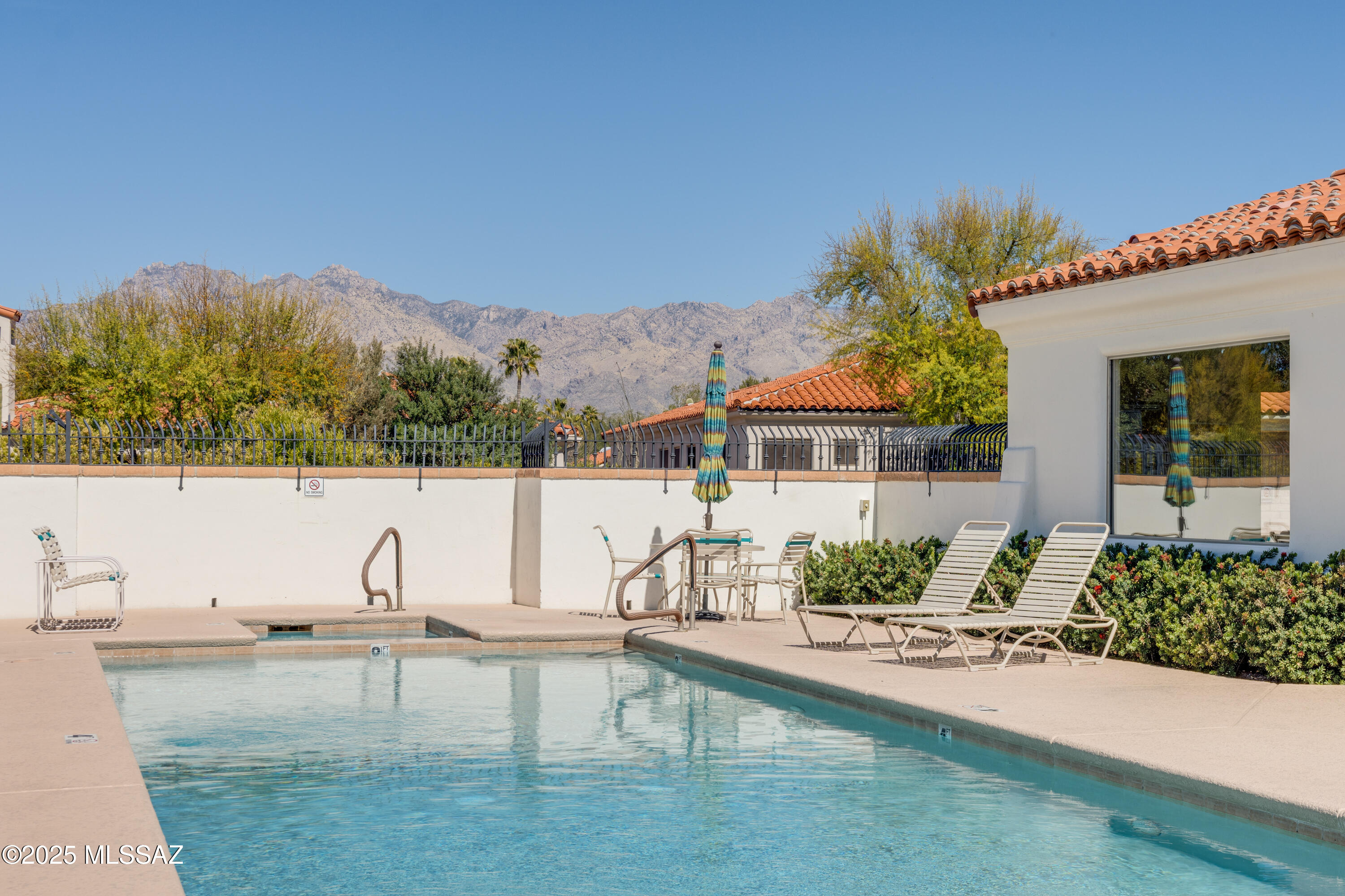 2911 N Placita Rancho Agave