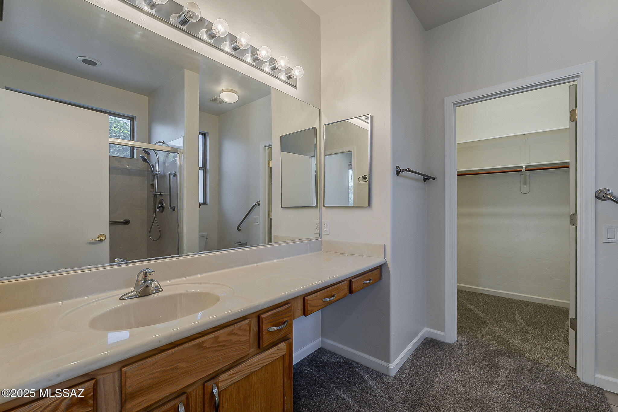 7676 W Madrigal Drive