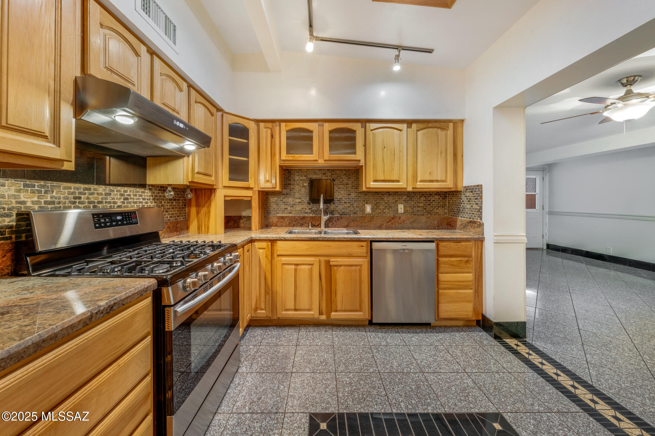 8452 E Appomattox Street