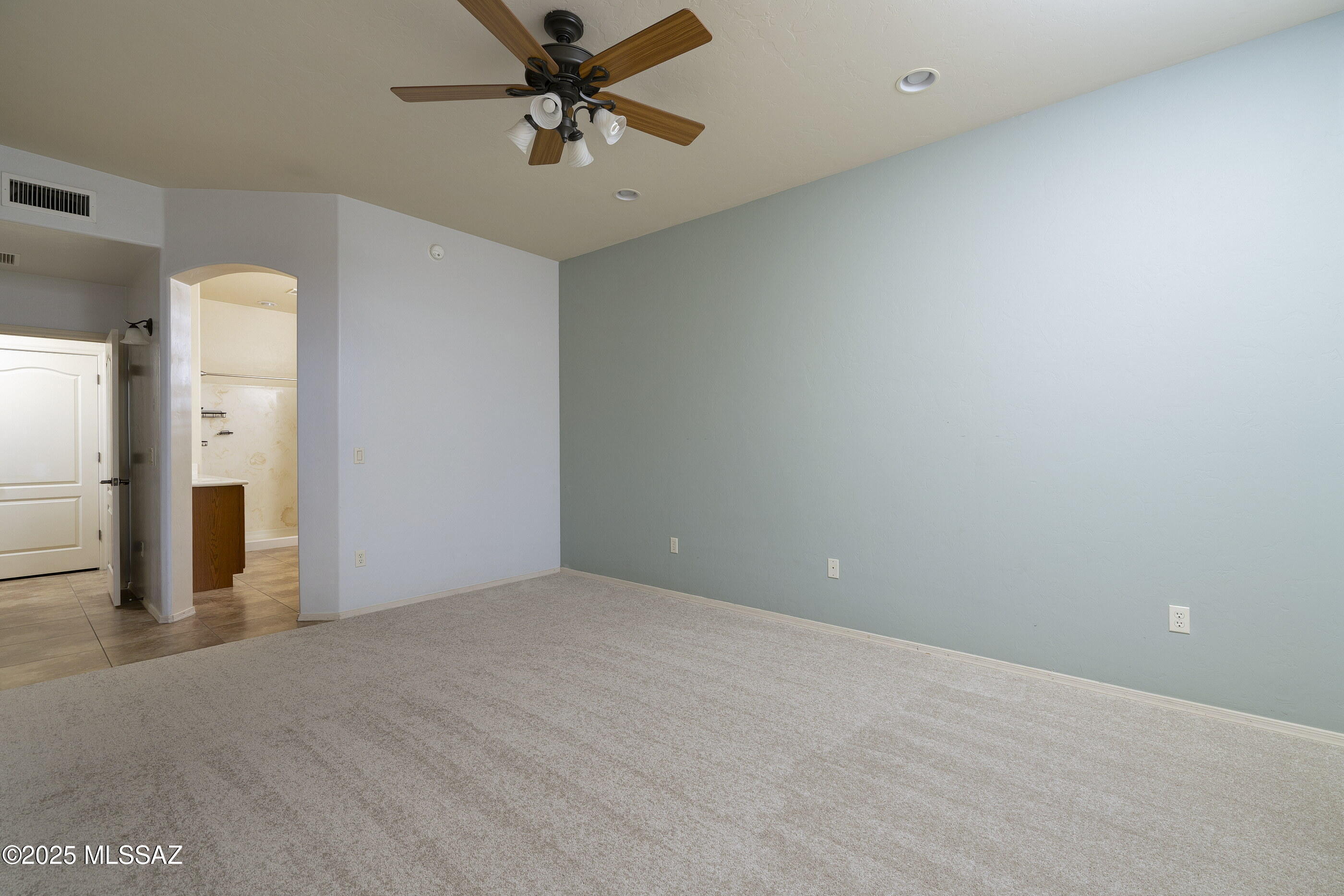 10425 S Painted Mare Drive