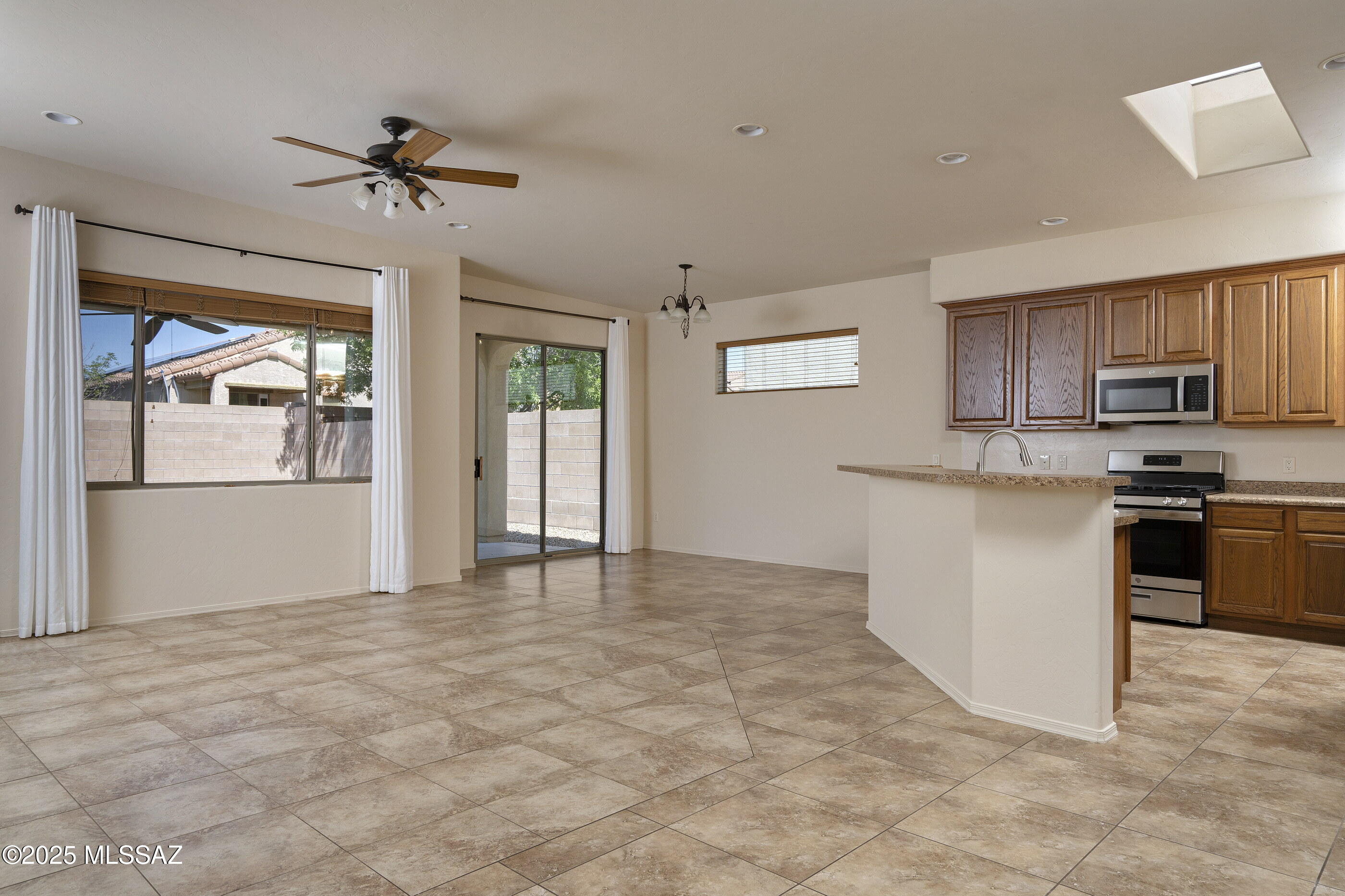 10425 S Painted Mare Drive