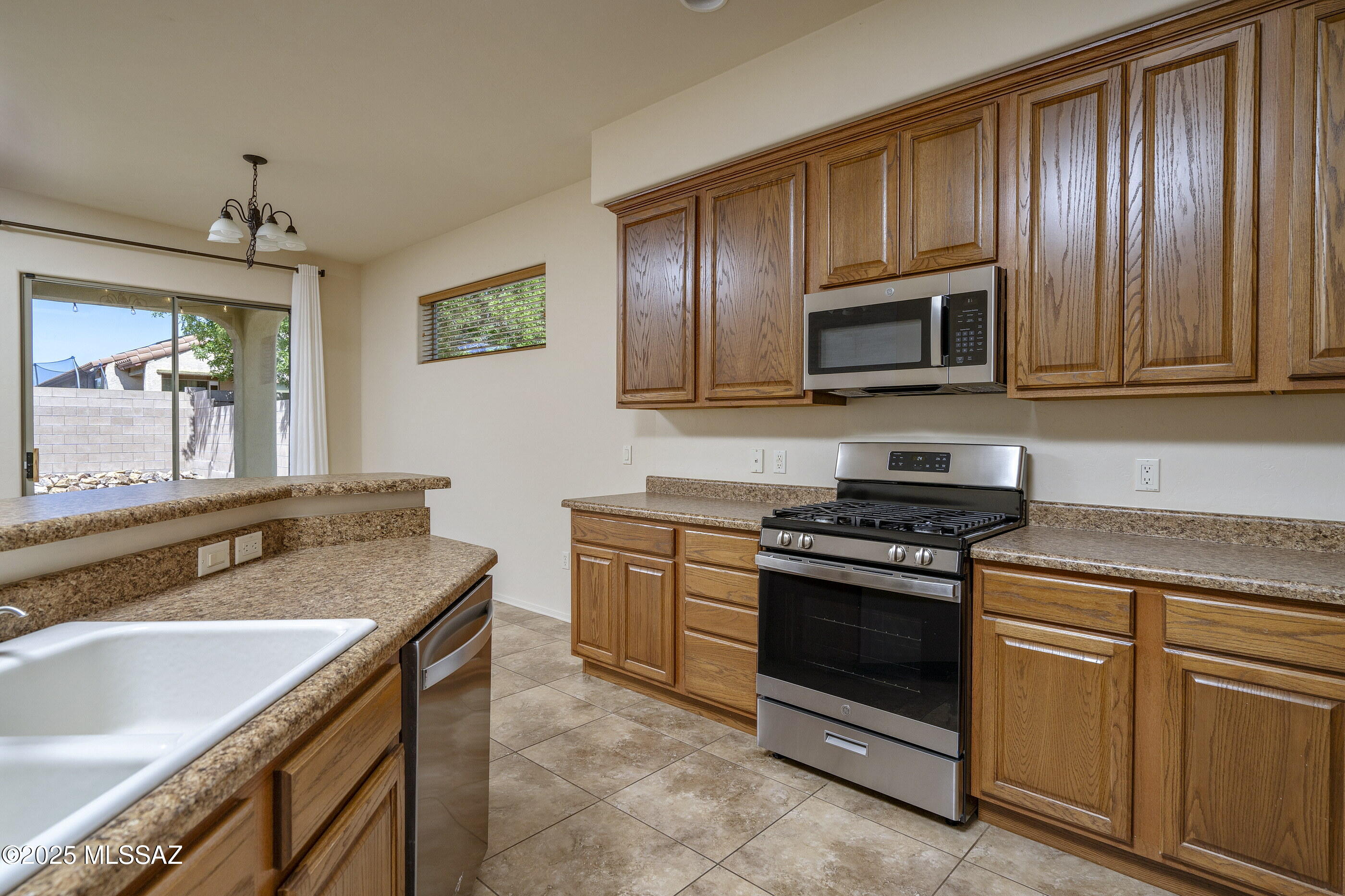 10425 S Painted Mare Drive