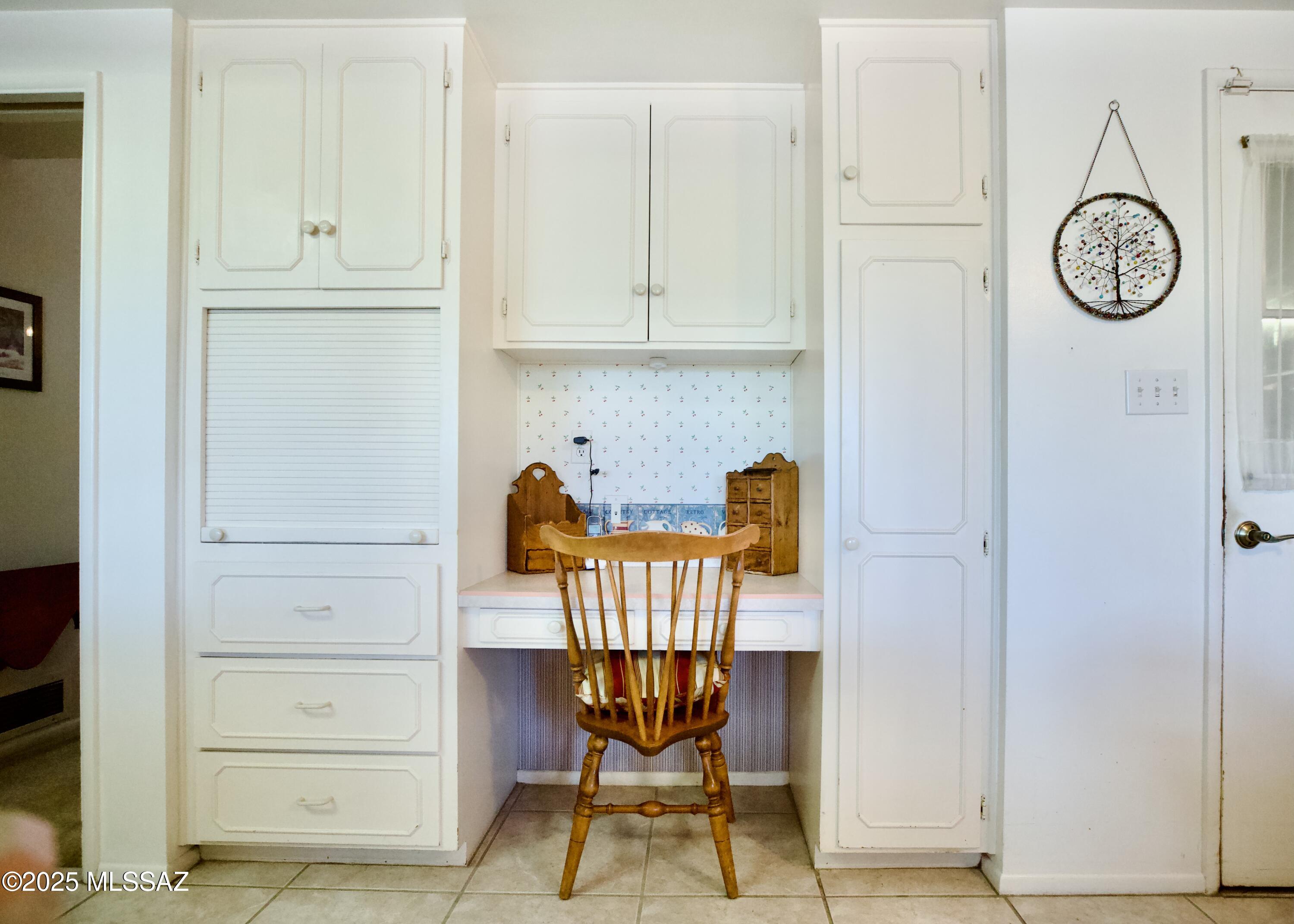 7241 N San Pasquale Avenue