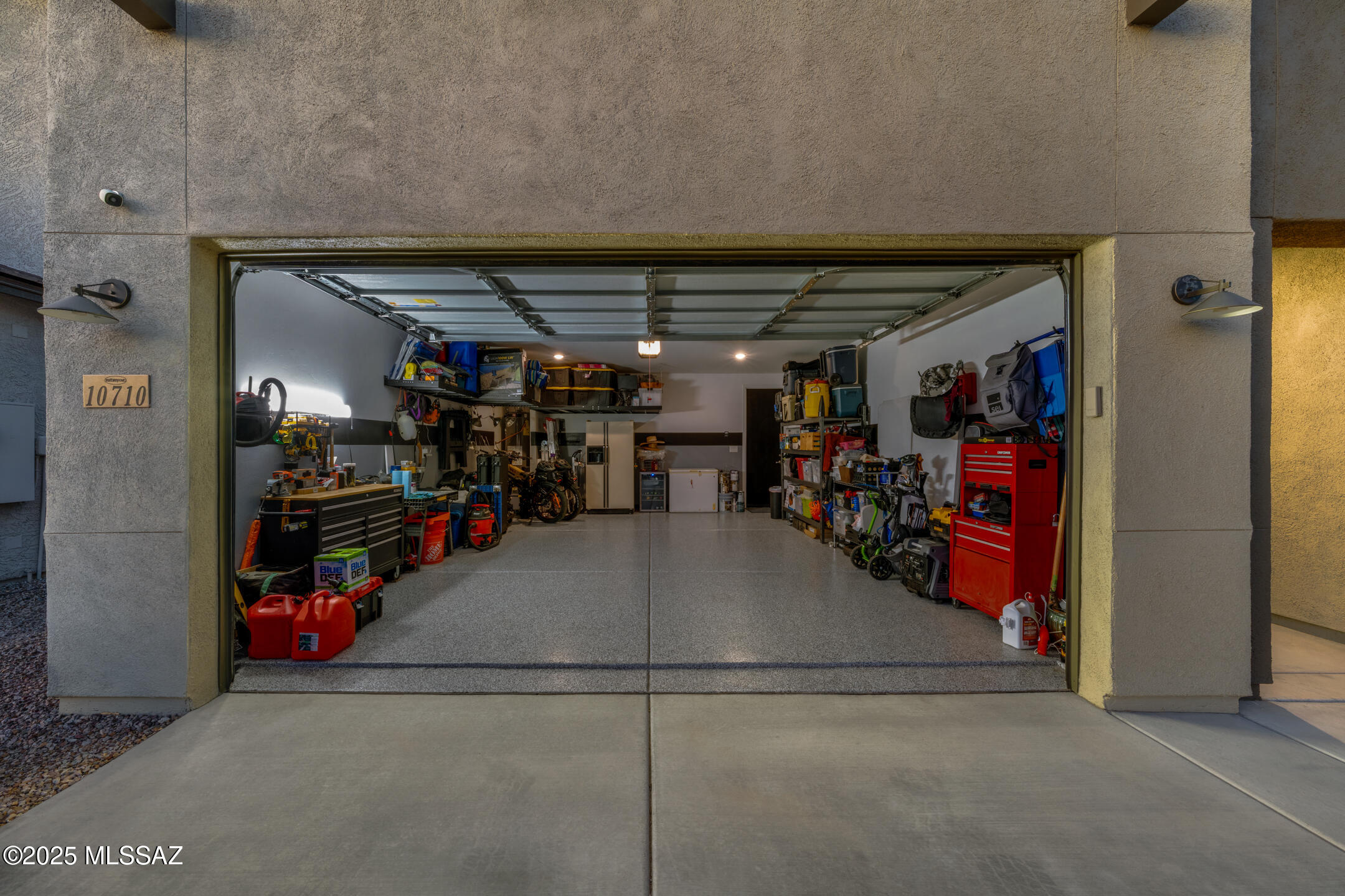 10710 W Whitehall Drive