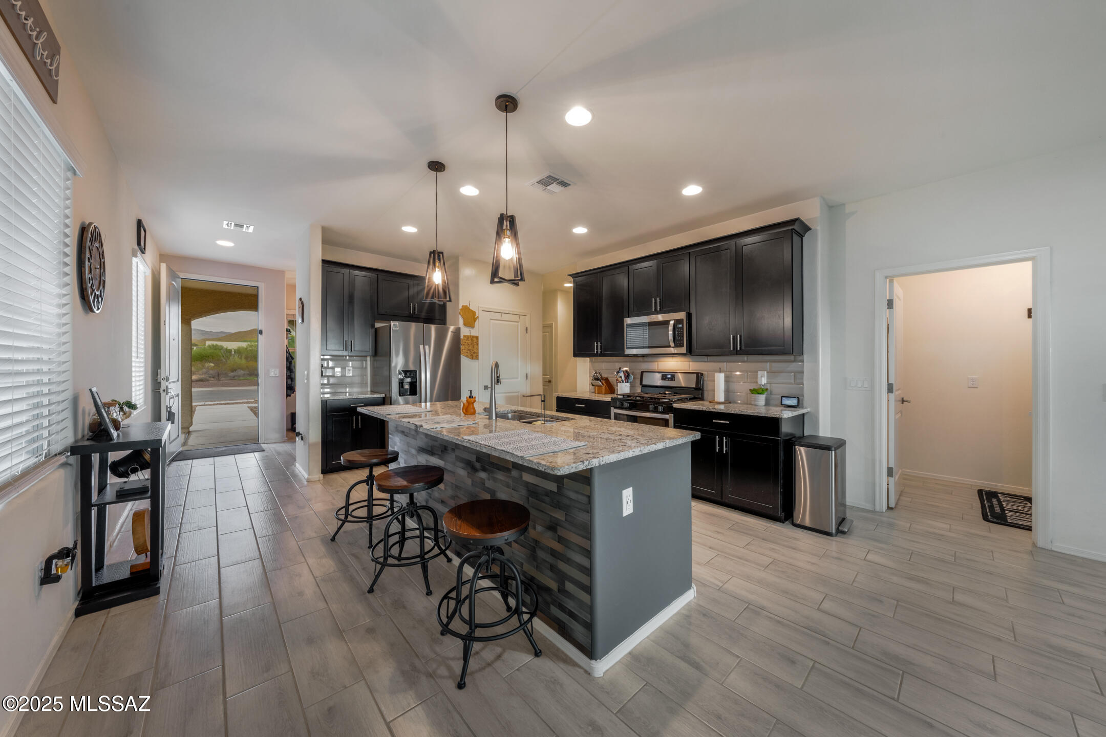 14734 S Avenida Lago De Plata