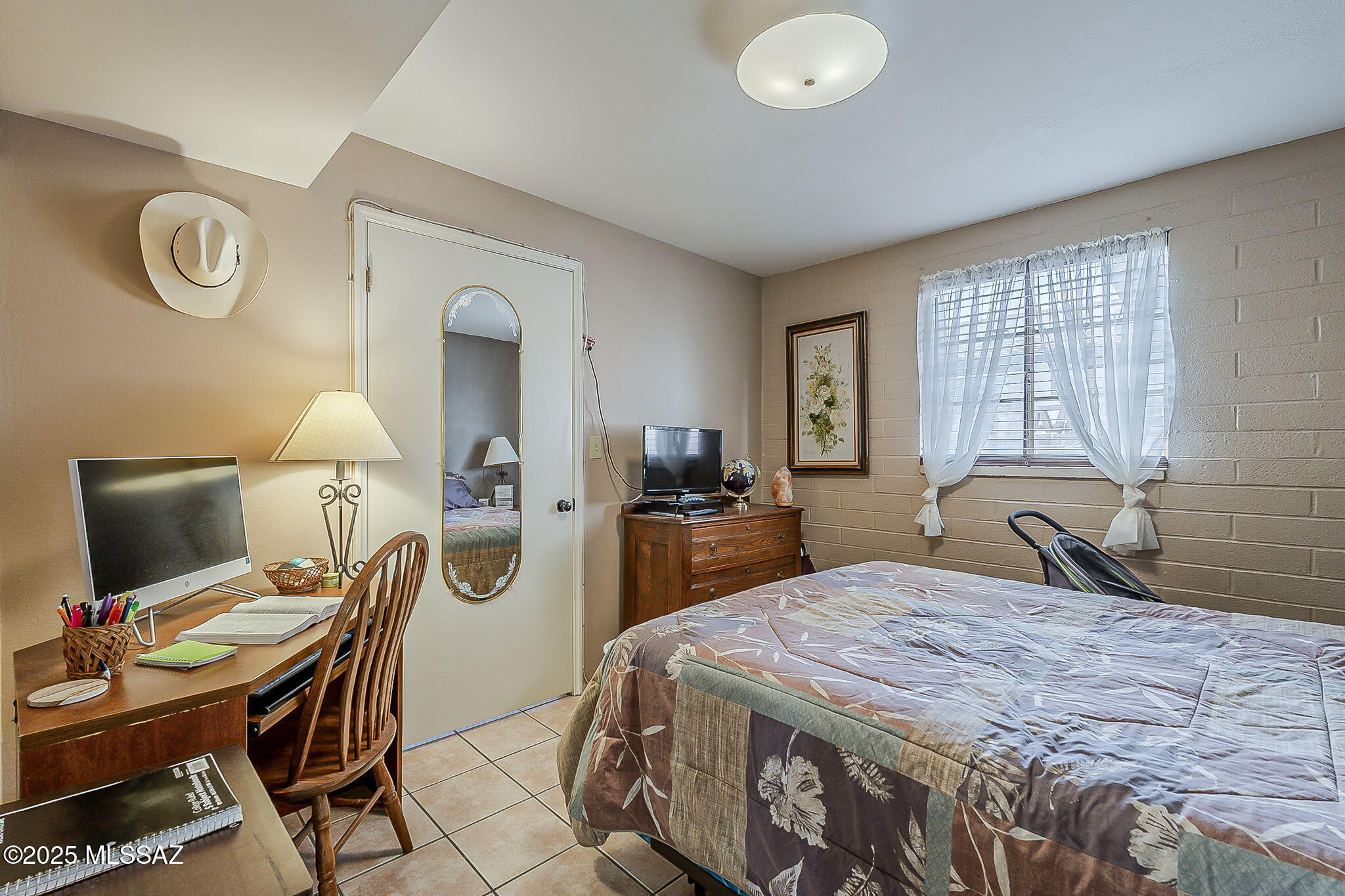 146 S Paseo Quinta Unit: D