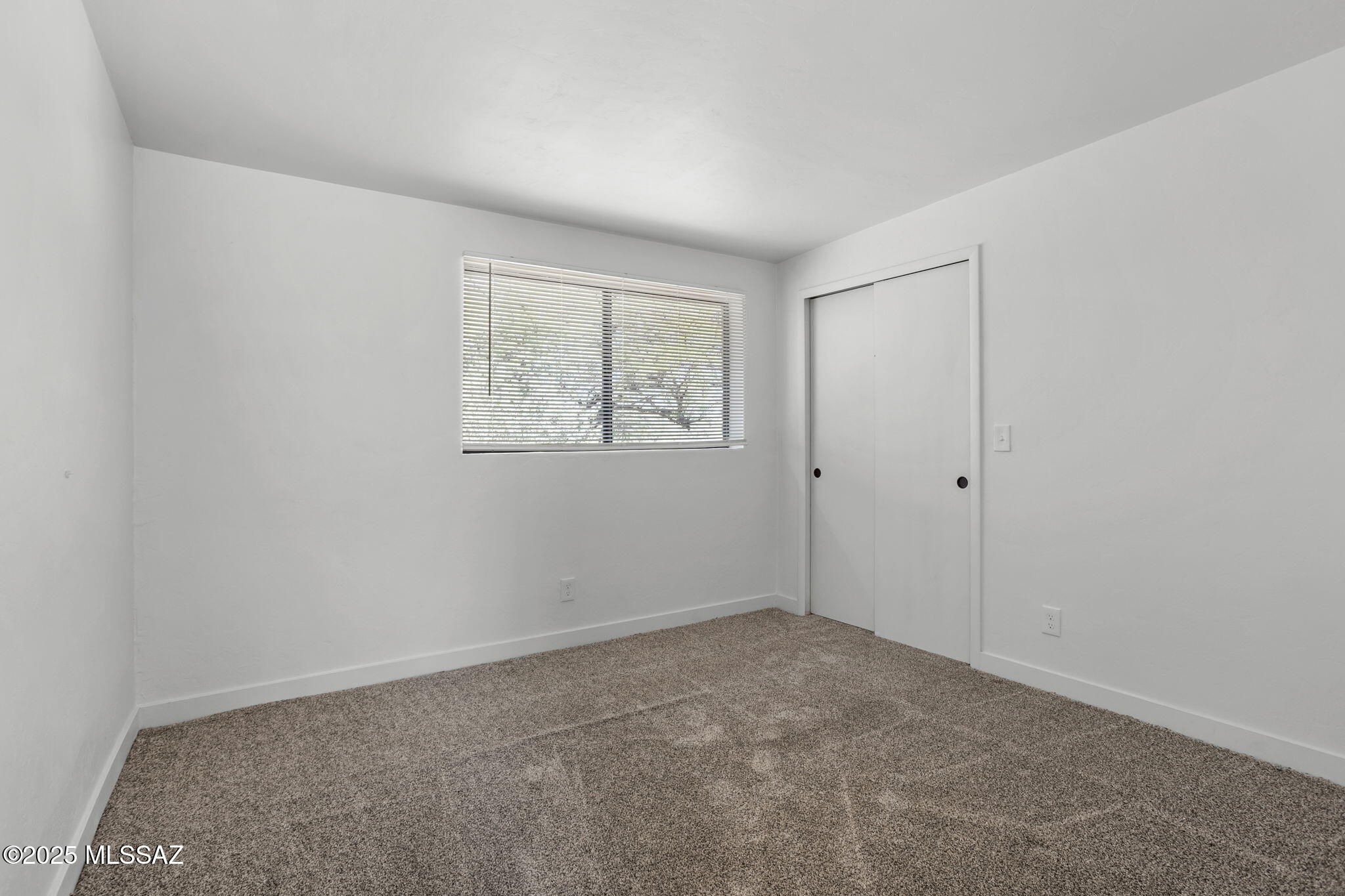 9412 E Loma Linda Place