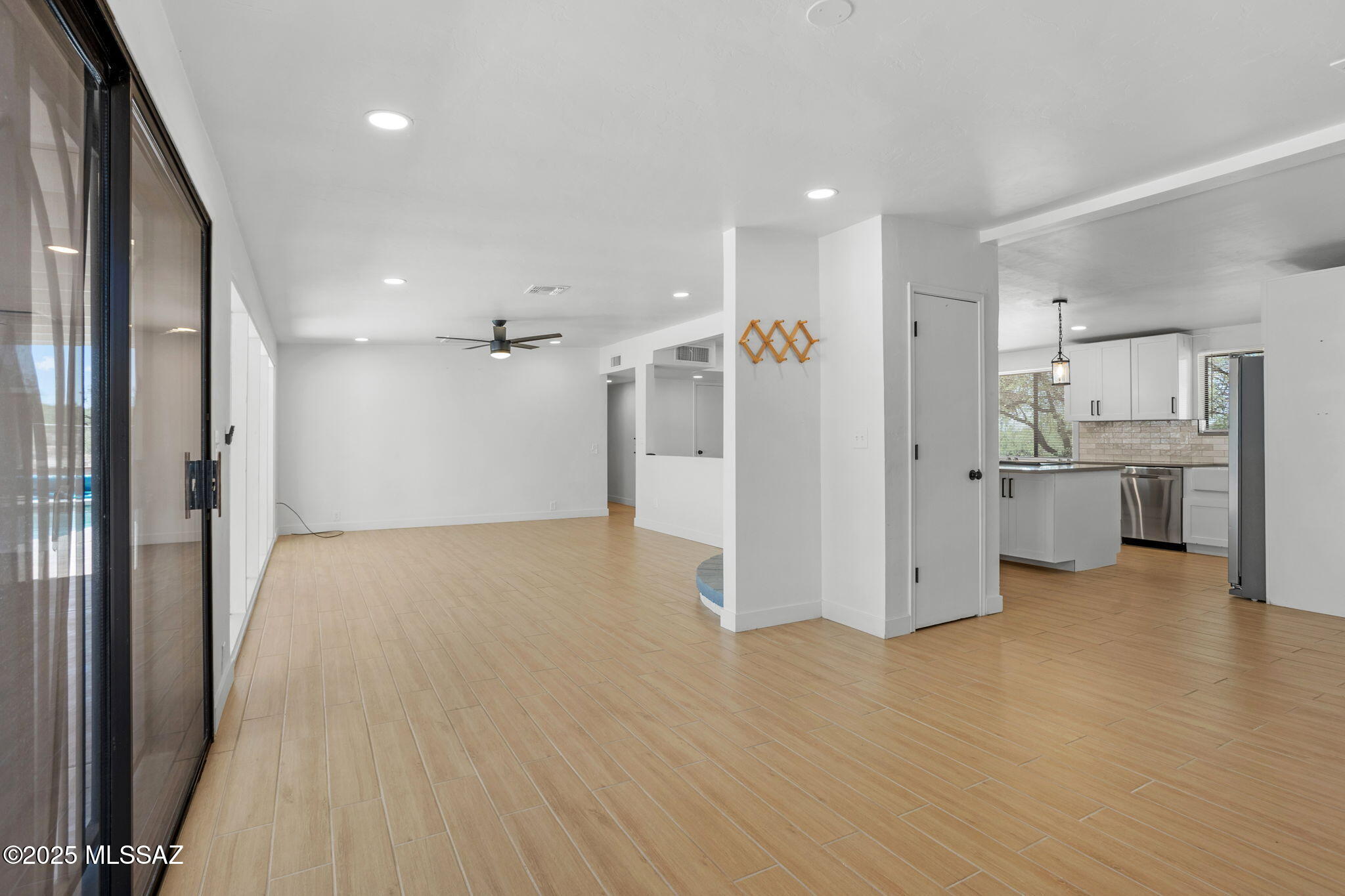 9412 E Loma Linda Place