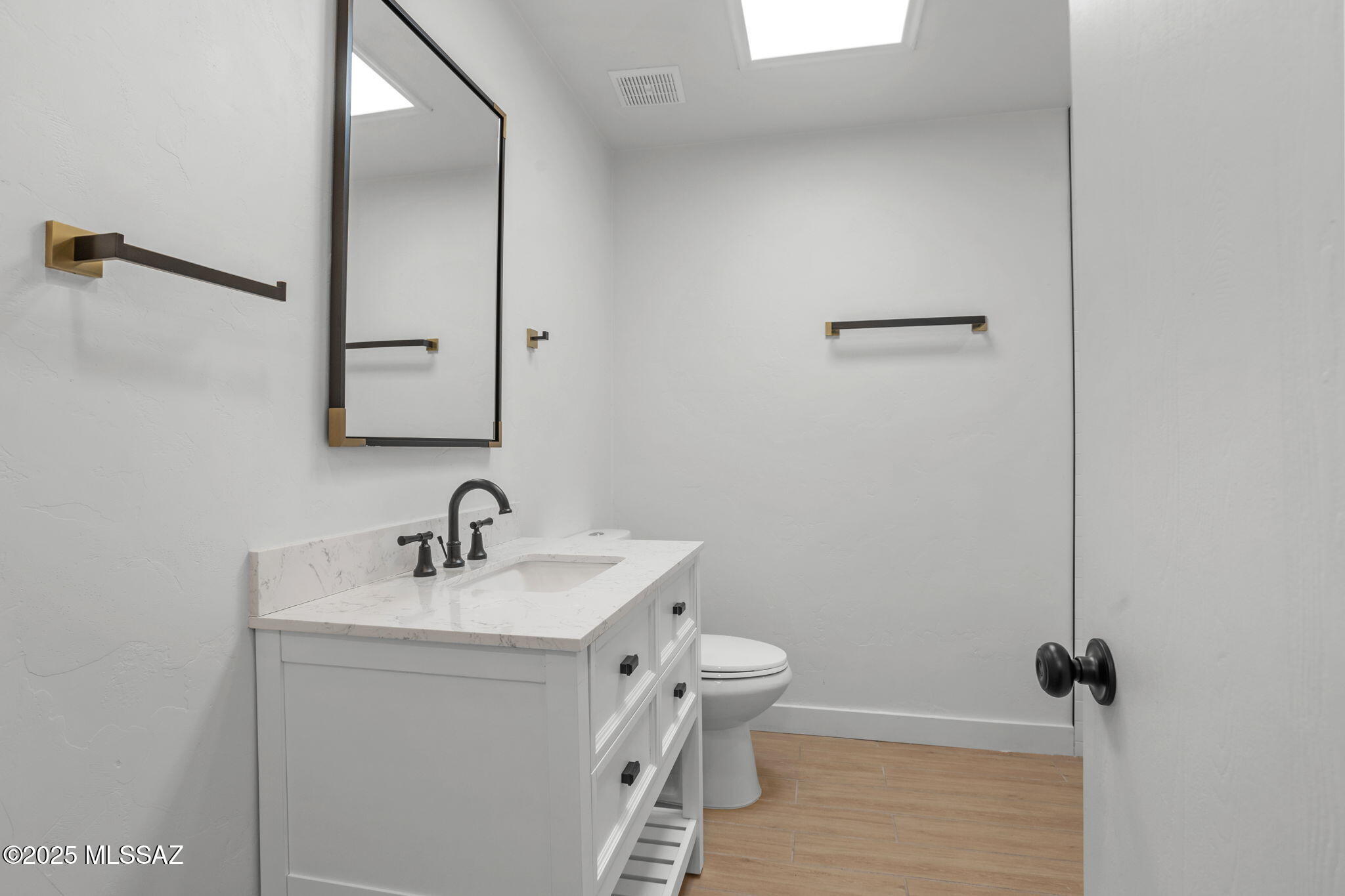 9412 E Loma Linda Place