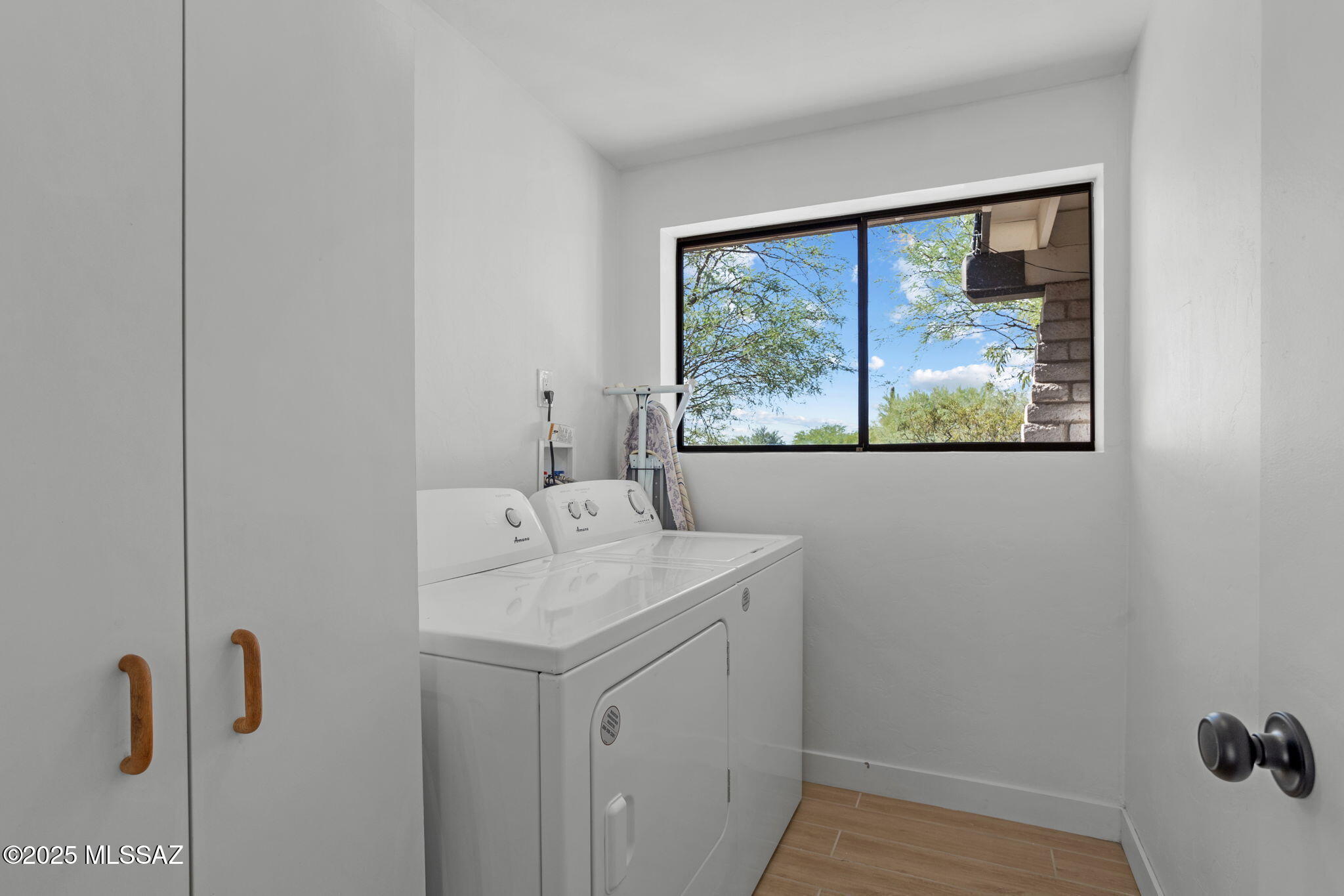 9412 E Loma Linda Place