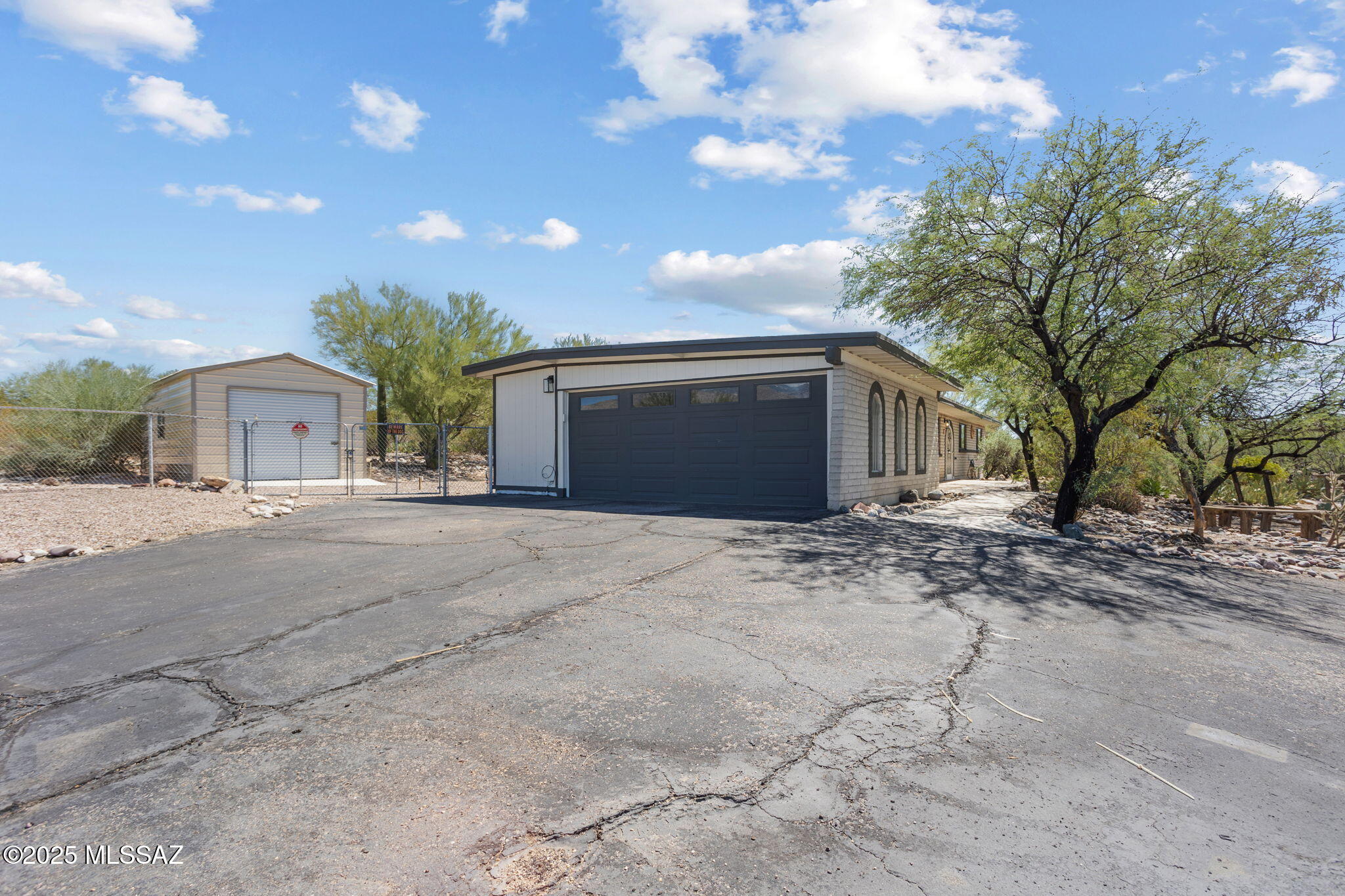 9412 E Loma Linda Place