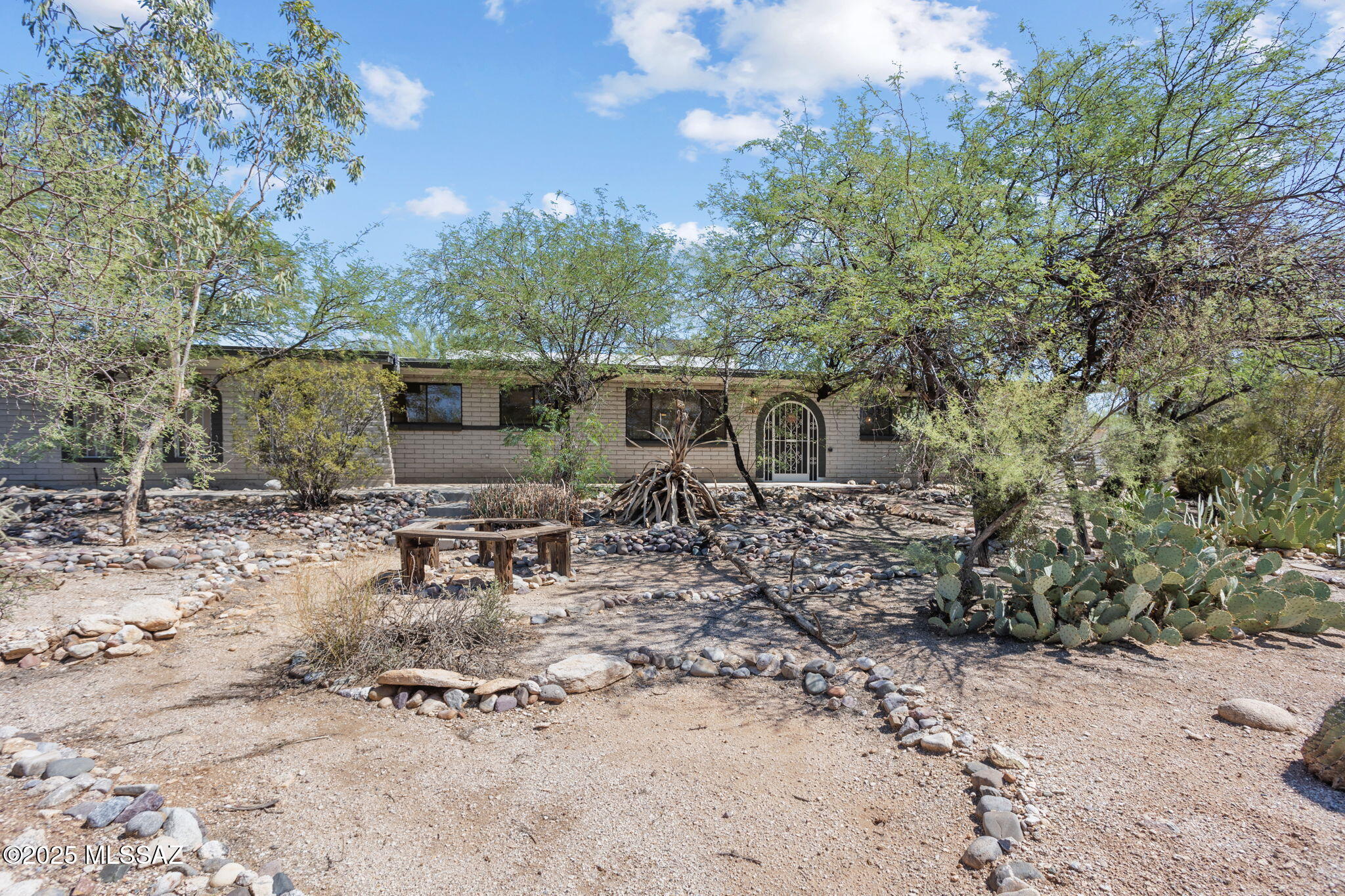 9412 E Loma Linda Place