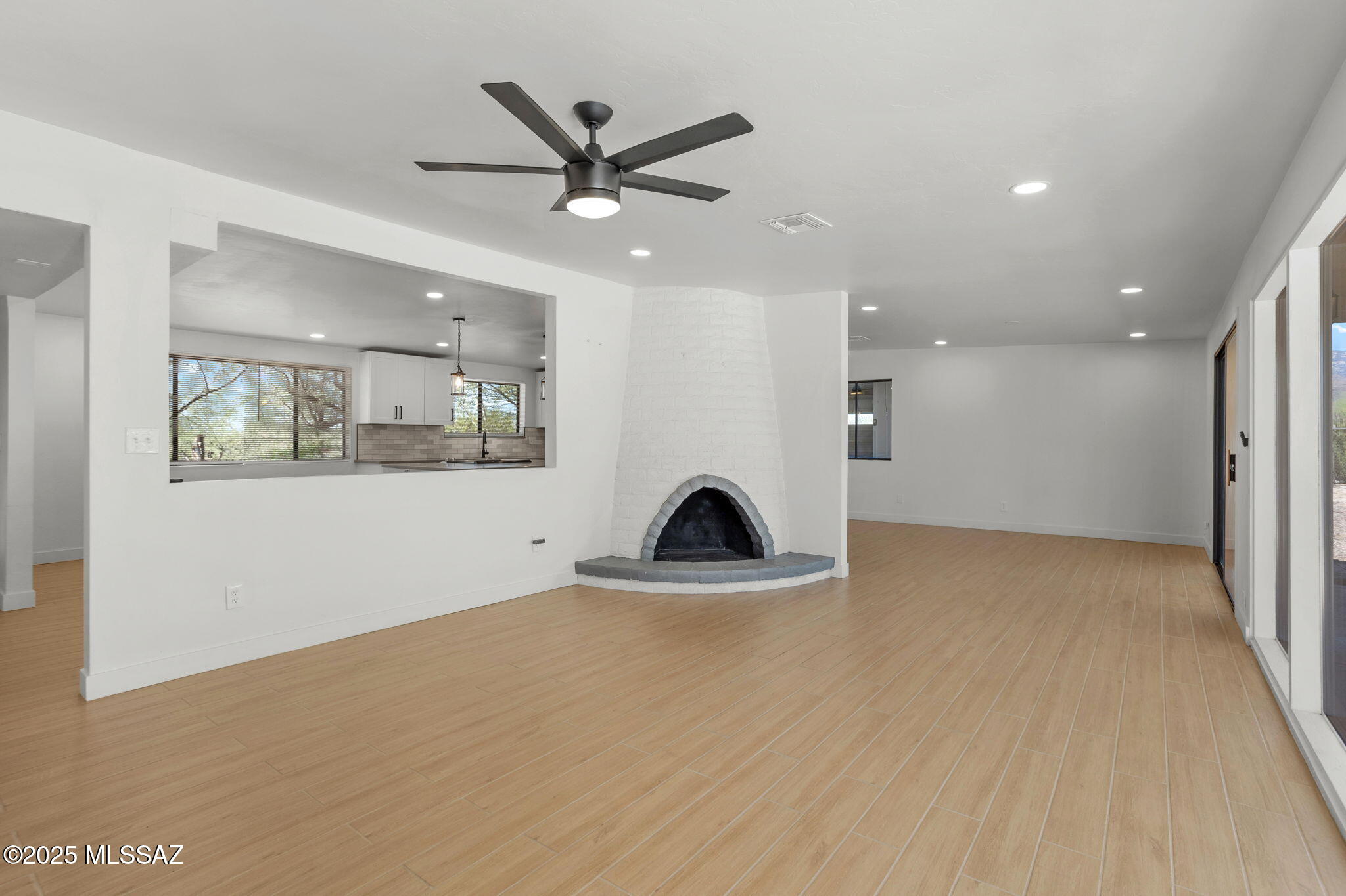 9412 E Loma Linda Place