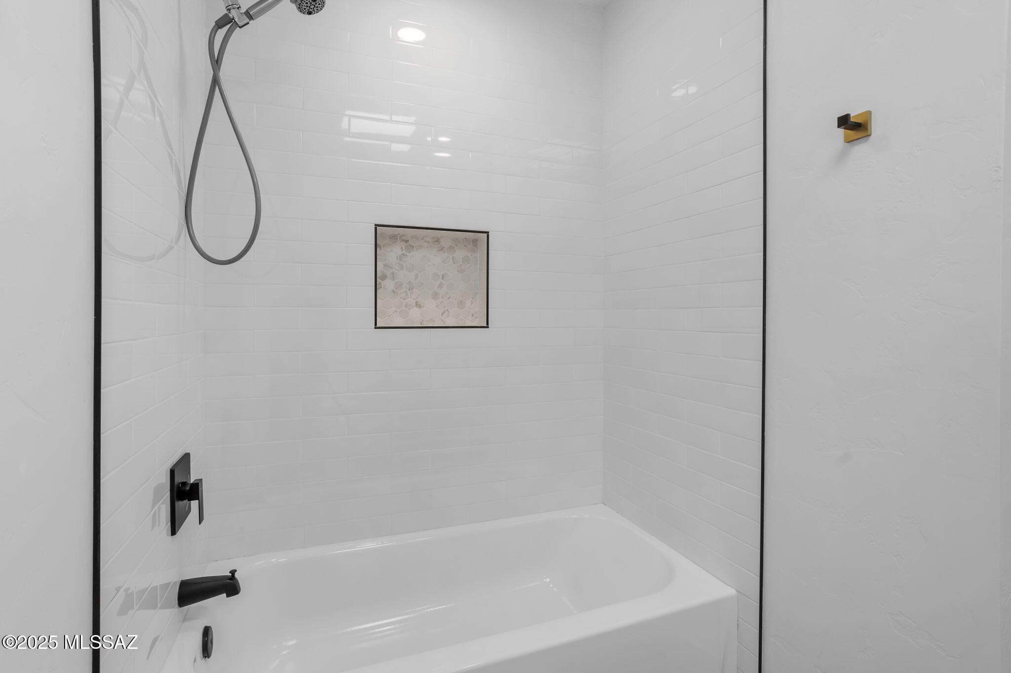 9412 E Loma Linda Place