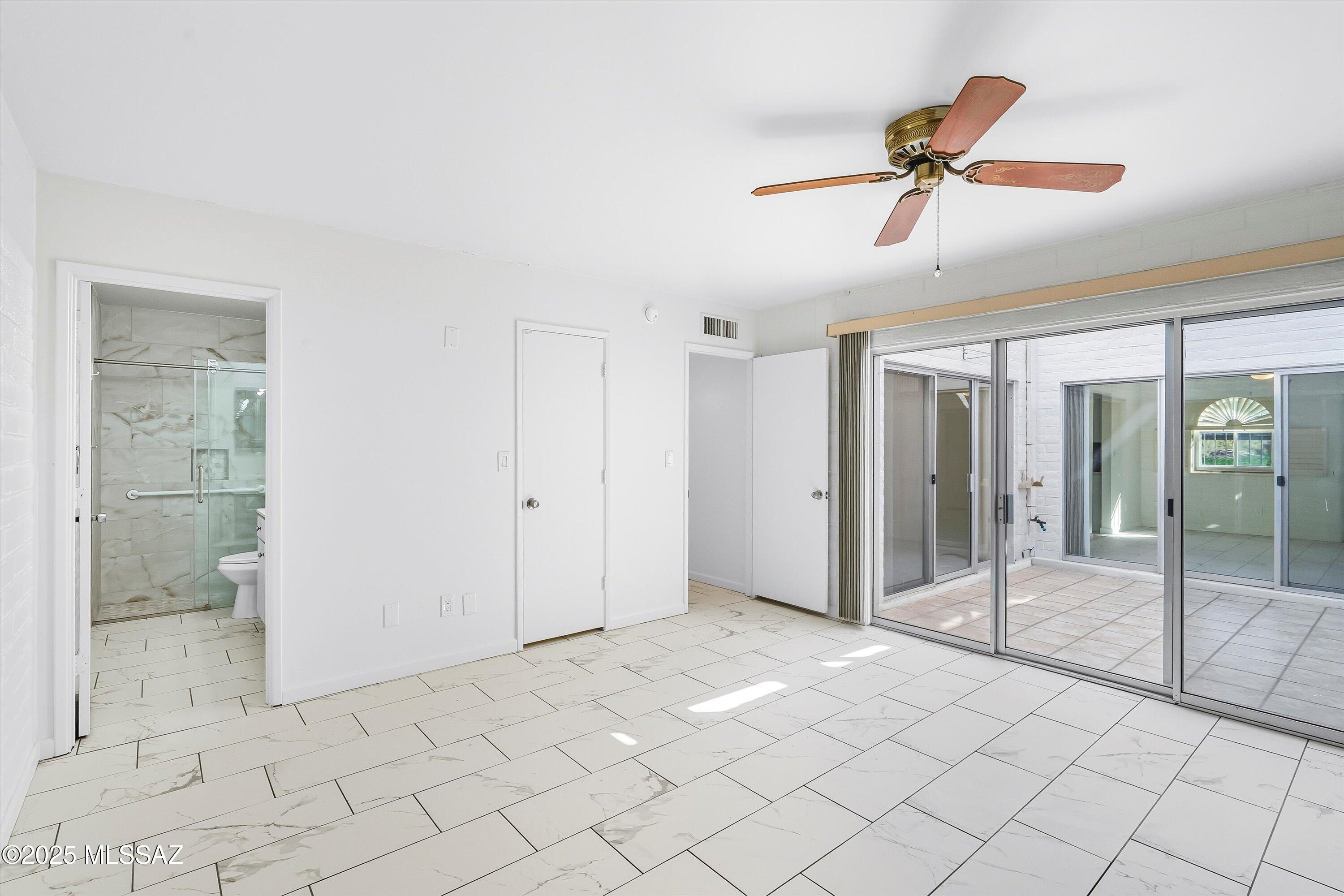 700 W Roller Coaster Road