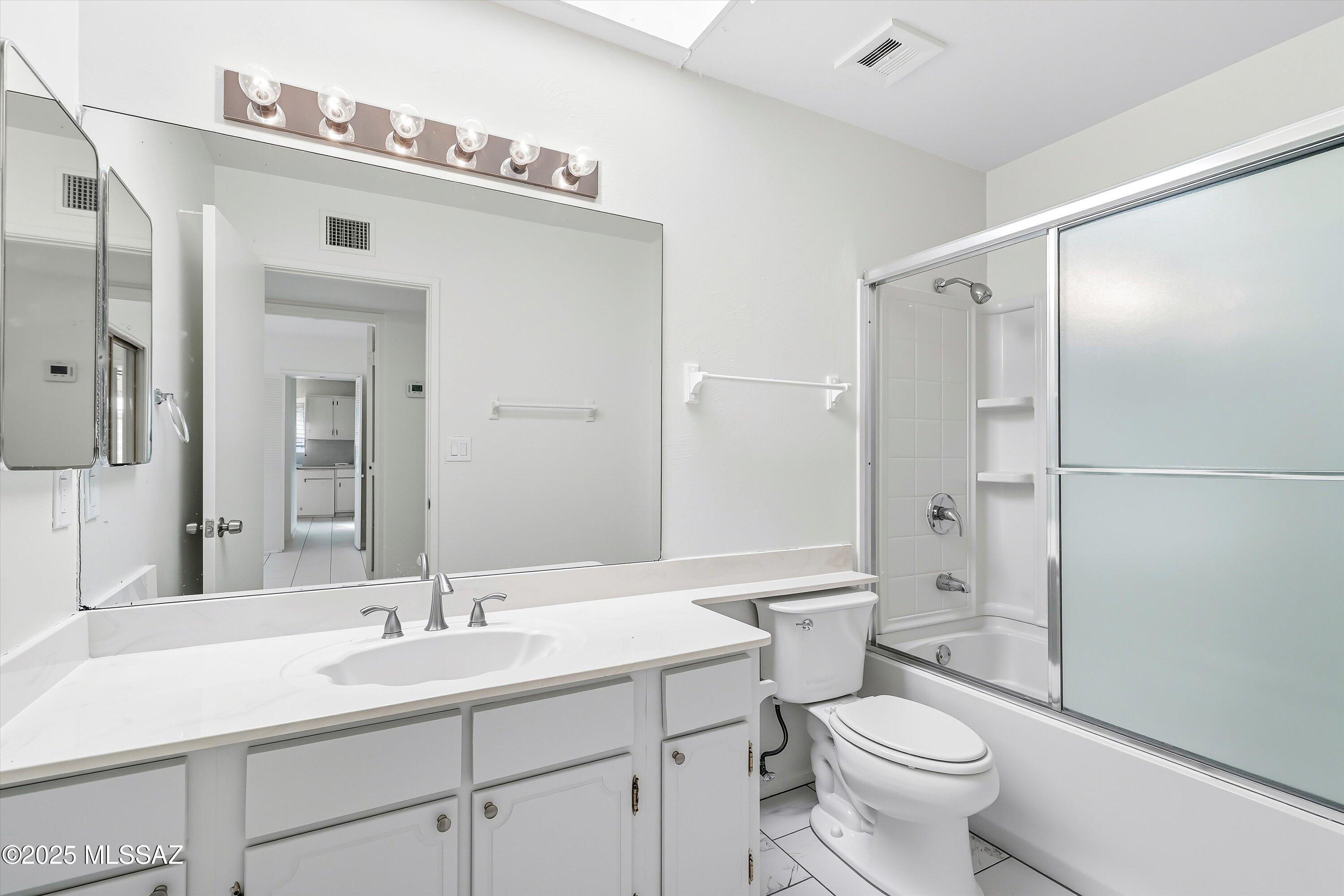 700 W Roller Coaster Road